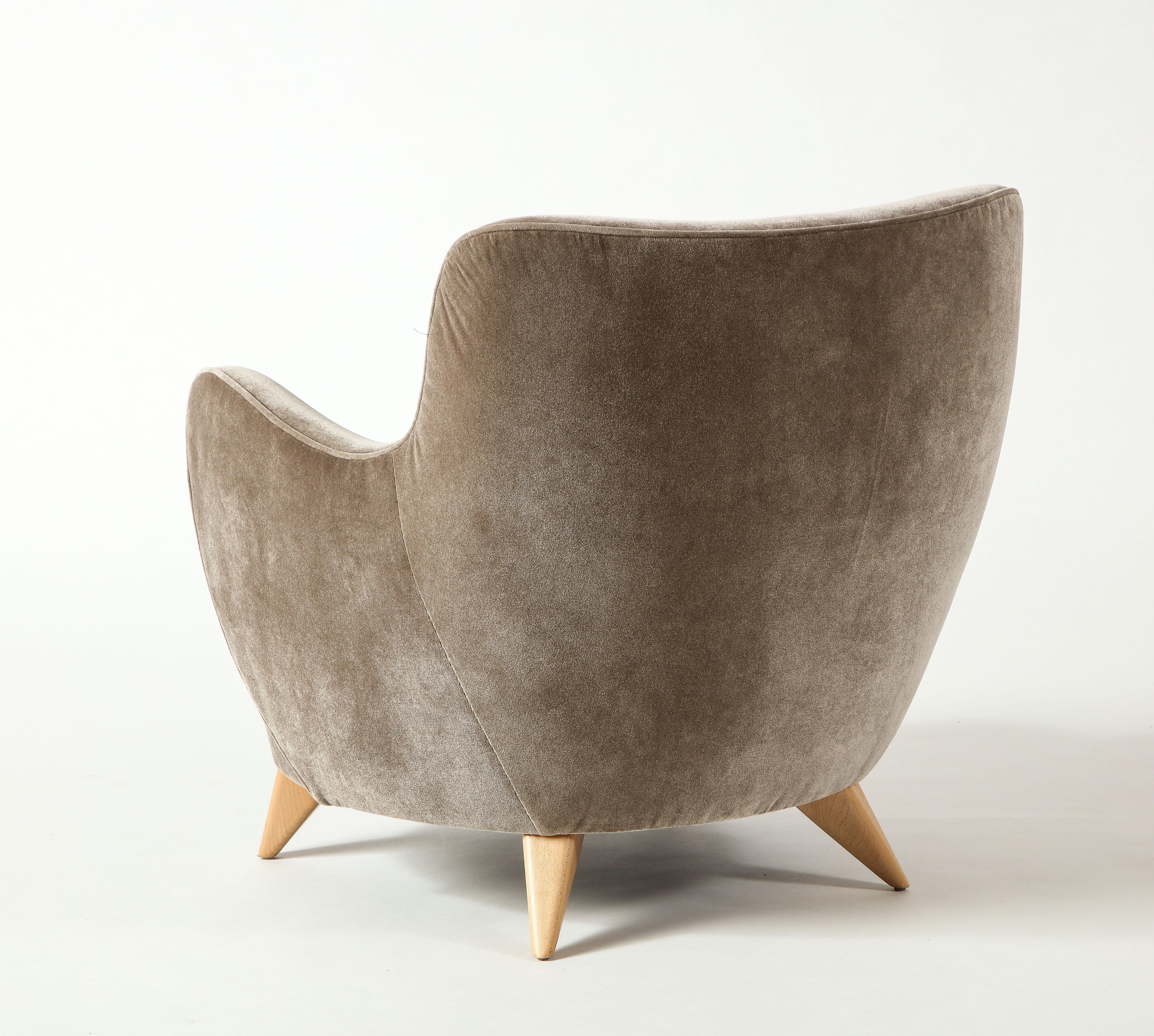 American Vladimir Kagan Barrel Chair in Beige Upholstery with Natural Maple Base