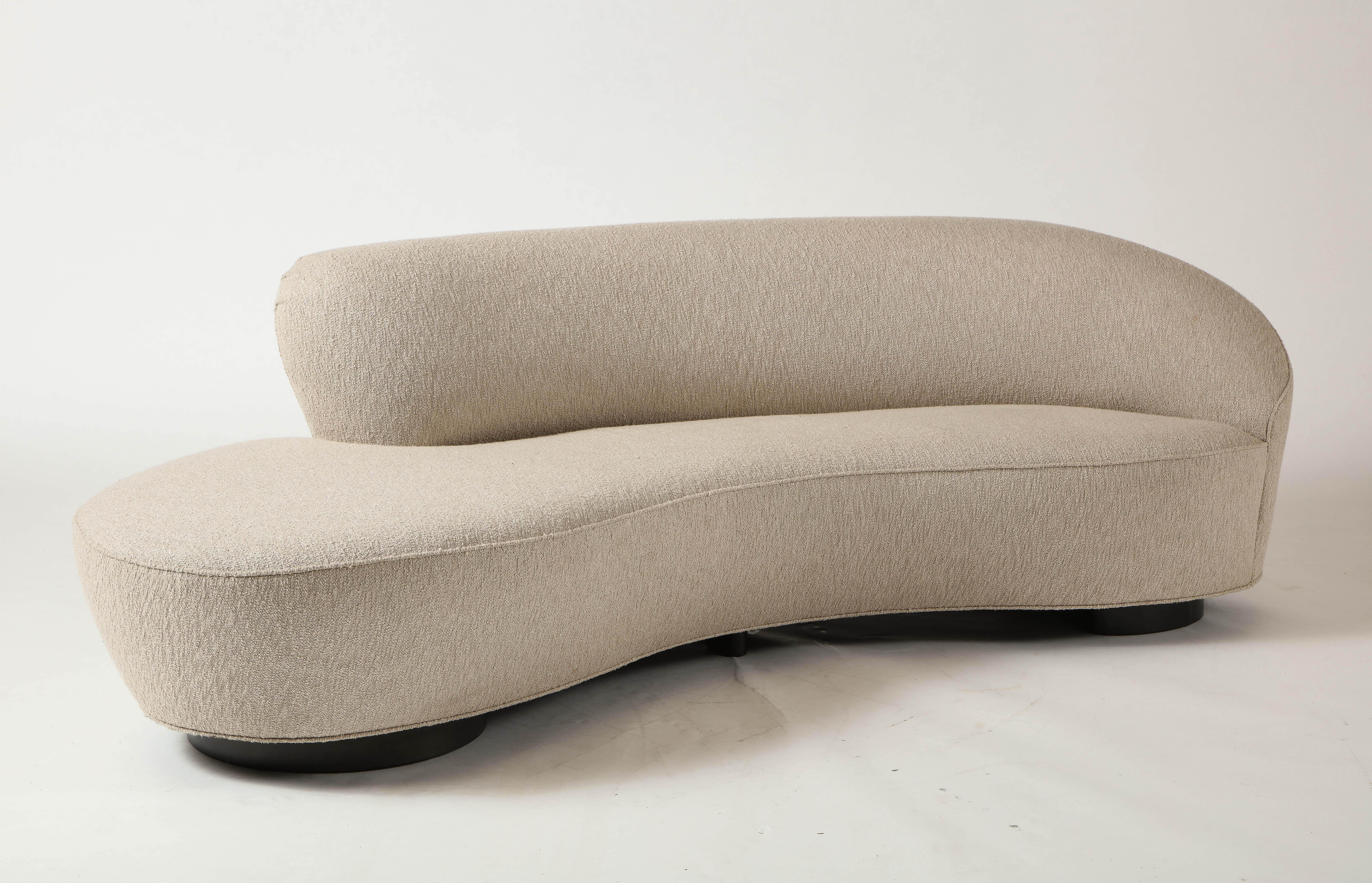 A smaller scale alternative to our iconic Freeform, the Mini Sofa is proportioned to emphasize its unique shape. Time-honored handcraft ensures reliable comfort and signature durability; decades of expertise means customizations exist to suit any
