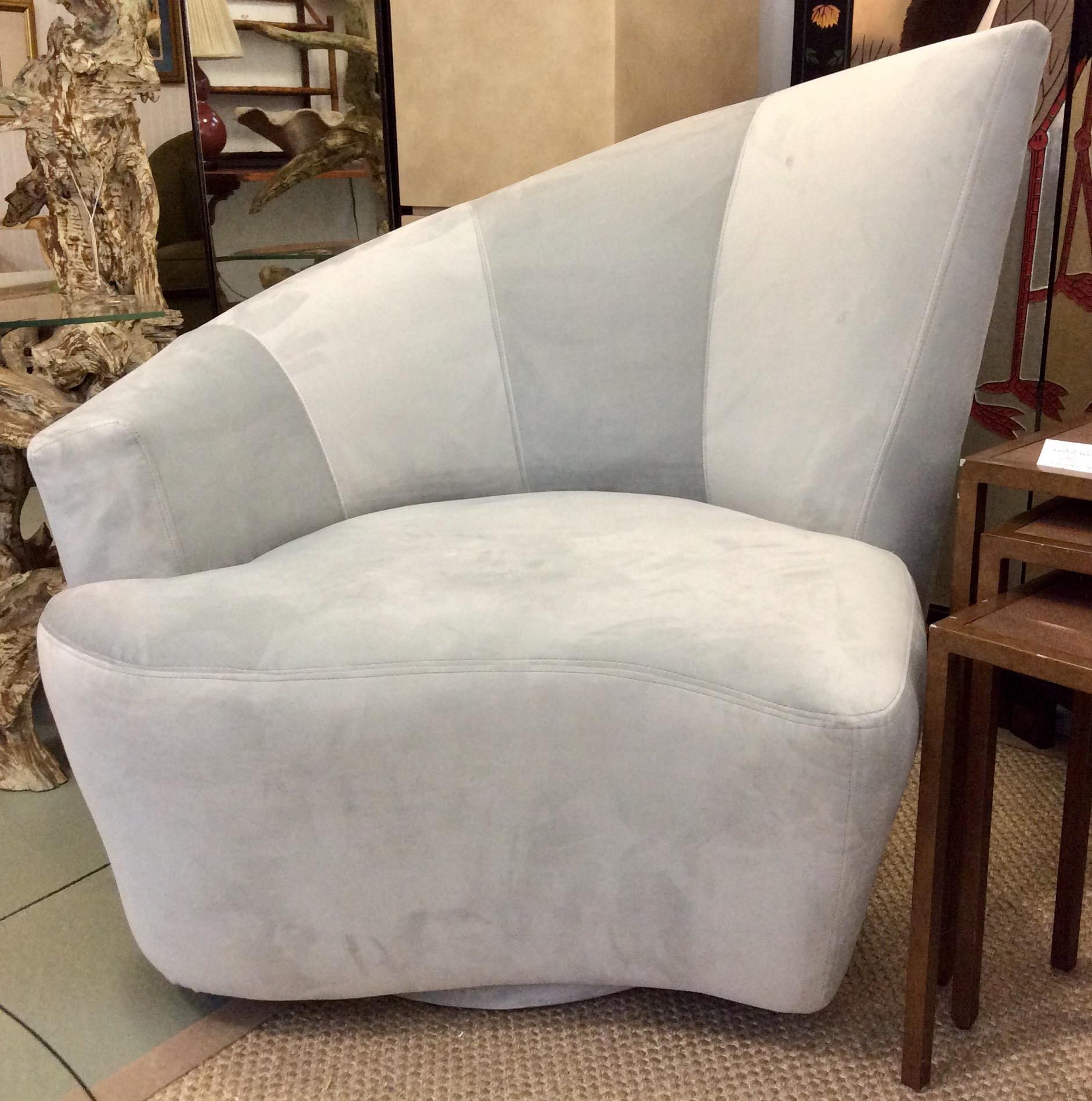 20th Century Vladimir Kagan Art Deco Fan Back Swivel Chair For Sale