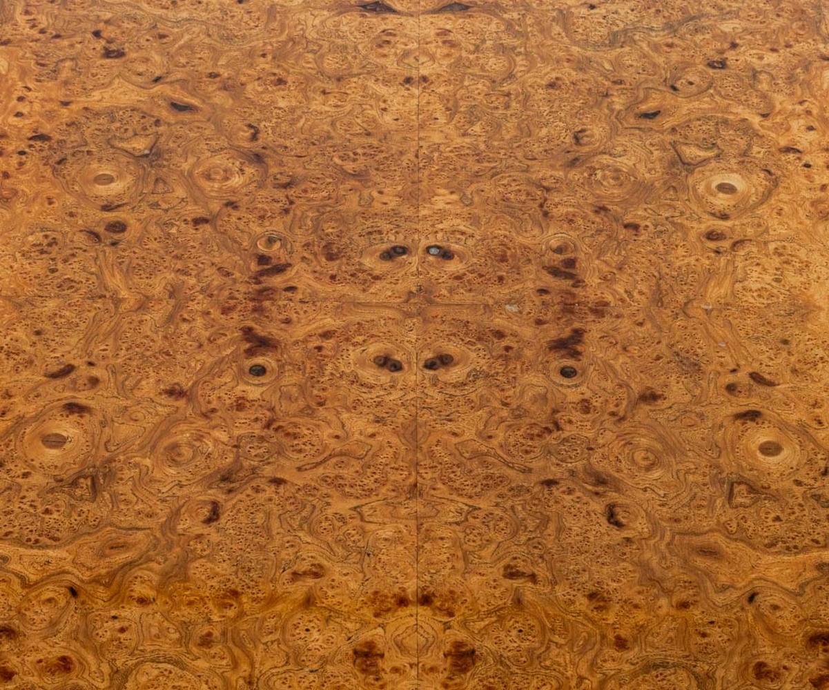 Vladimir Kagan Attr. Table basse en bois d'ébène et chrome Bon état - En vente à Astoria, NY