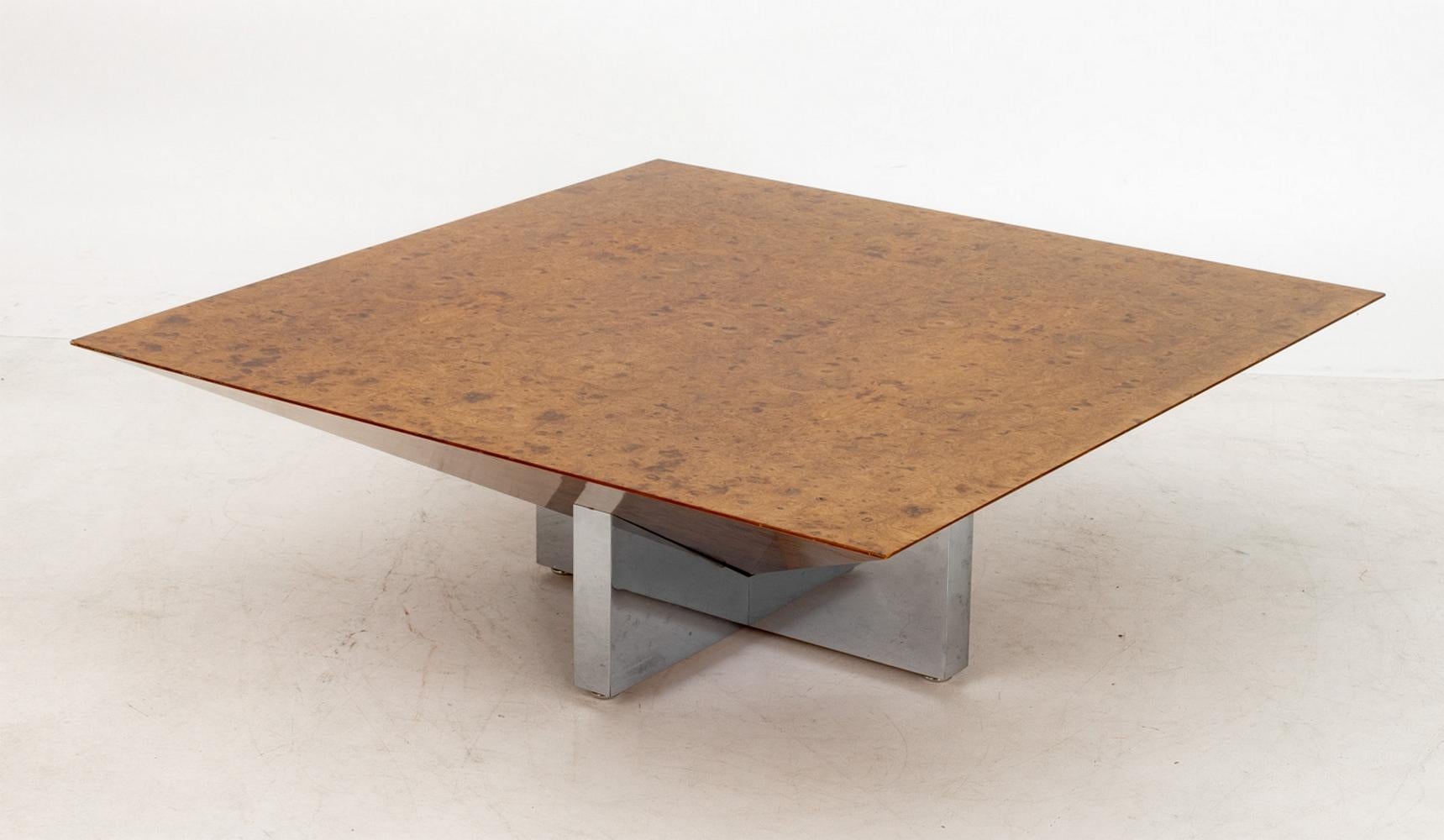 Vladimir Kagan Attr. Table basse en bois d'ébène et chrome en vente 1