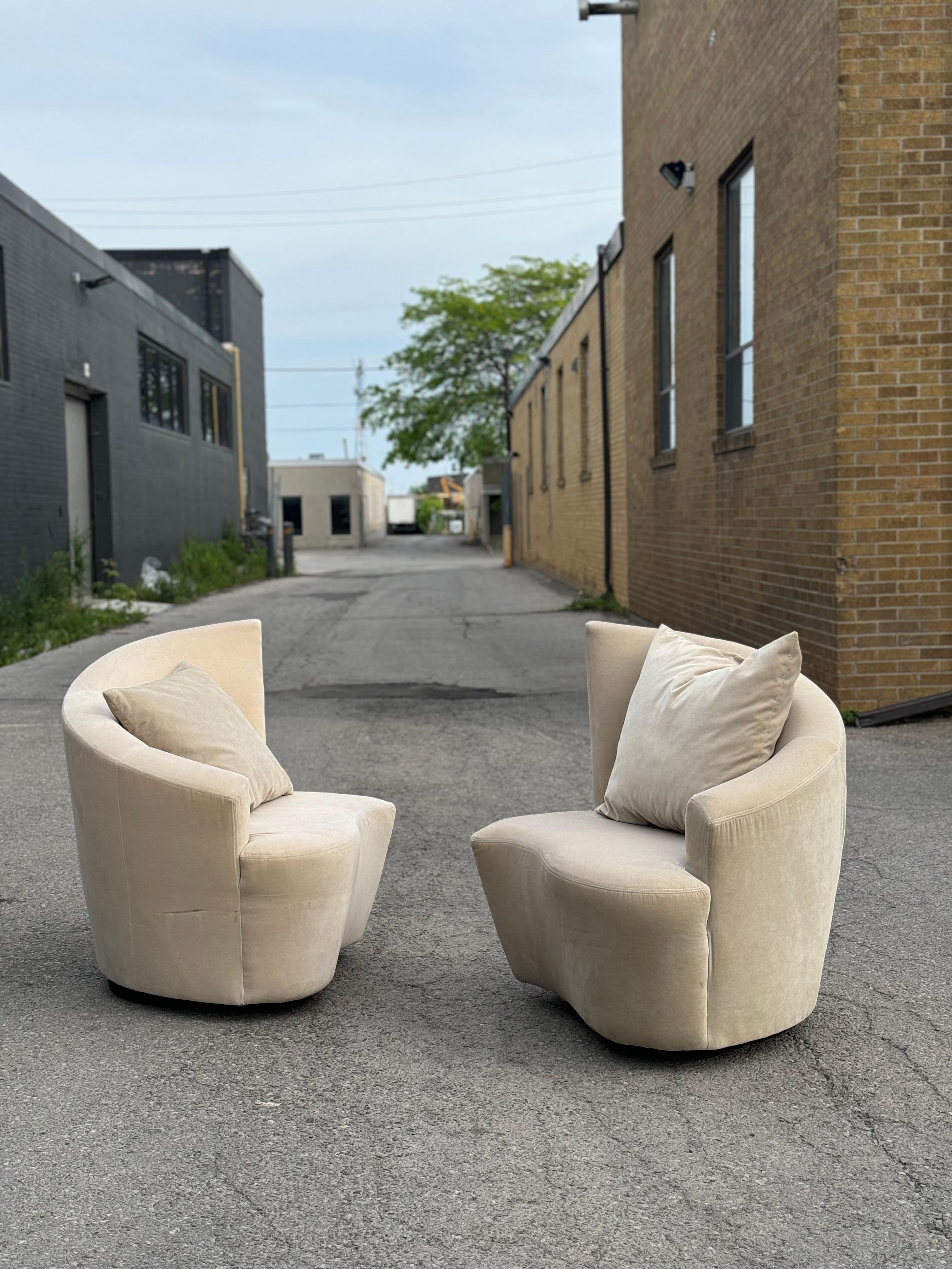 Vladimir Kagan Bilbao Swivel Slipper Chairs For Sale 4
