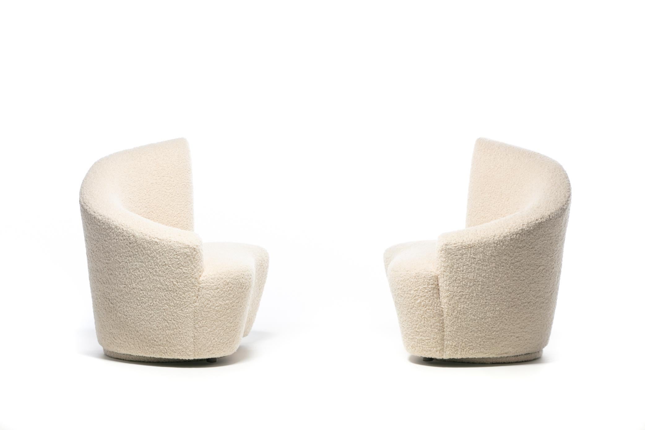 Post-Modern Vladimir Kagan Bilbao Swivel Slipper Chairs in Ivory Bouclé For Sale