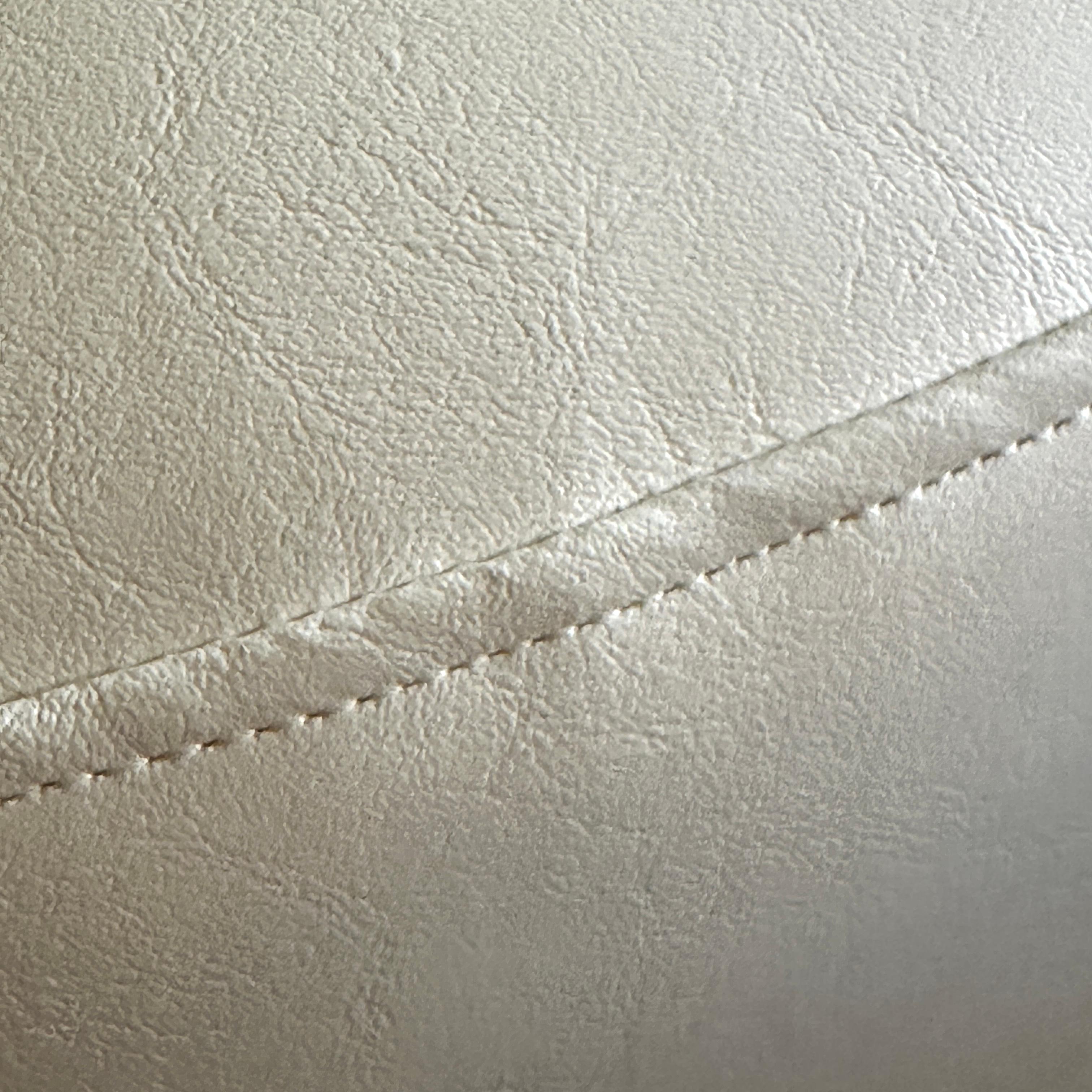 Biomorphic Serpentine Sofa, ca 1950s For Sale 3
