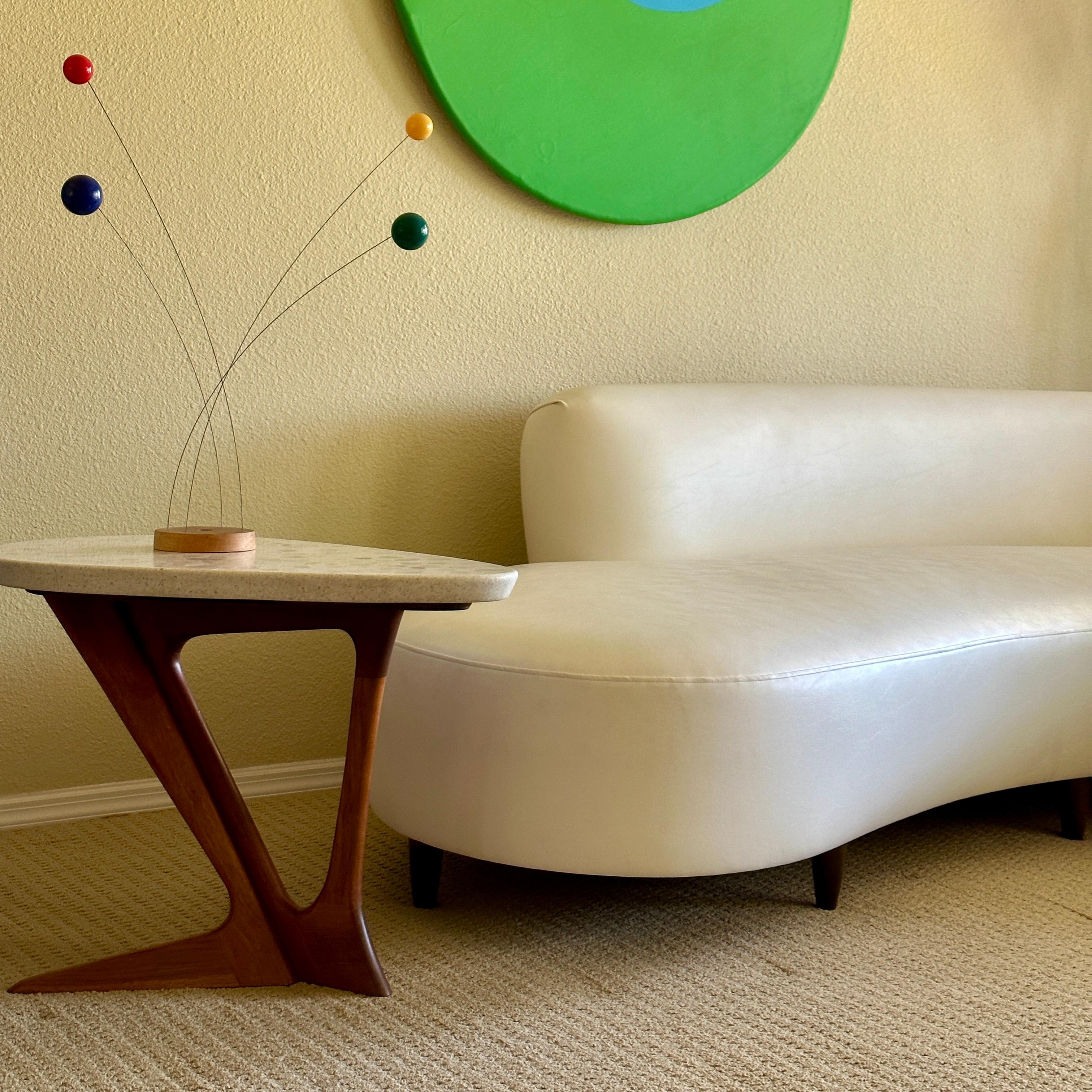 Biomorphic Serpentine Sofa, ca 1950s For Sale 1