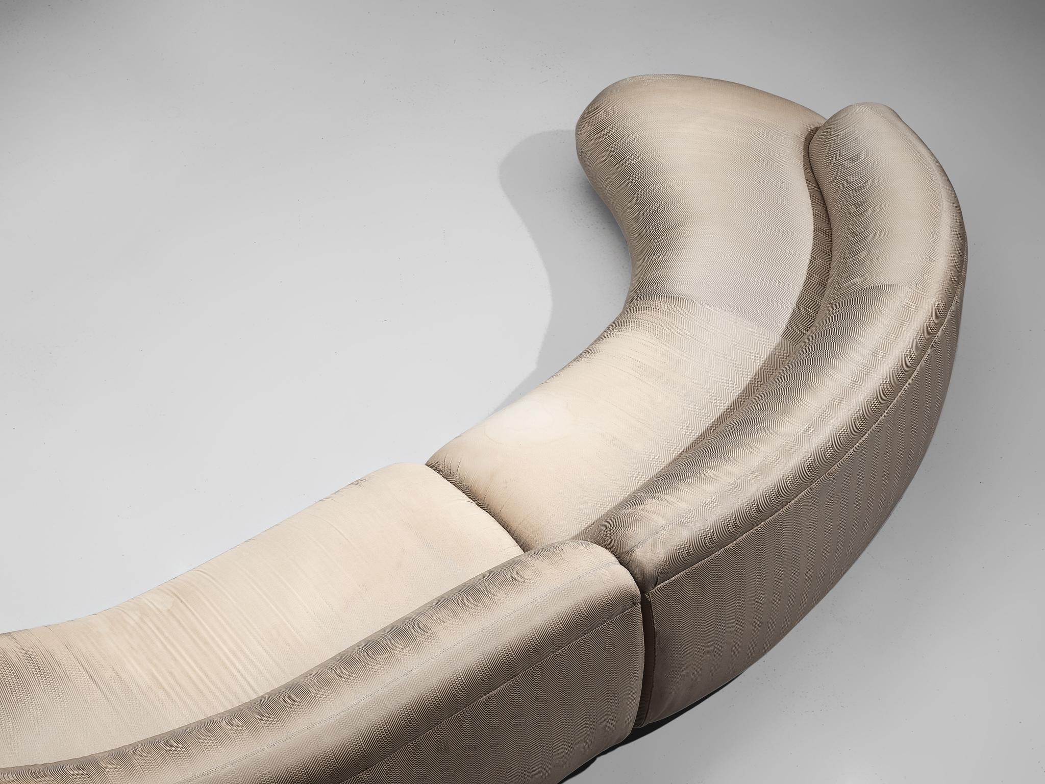Vladimir Kagan Biomorphic Sofa in Eggshell White Upholstery 1