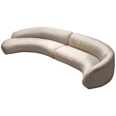 Vladimir Kagan Biomorphic Sofa in Eggshell White Upholstery