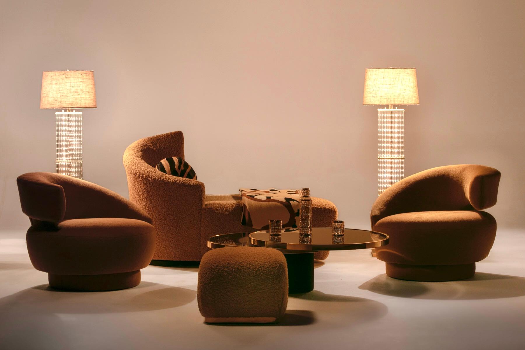 Vladimir Kagan Caterpillar-Stühle, neu gepolstert mit Kamelfarbenem Mohair (Postmoderne) im Angebot