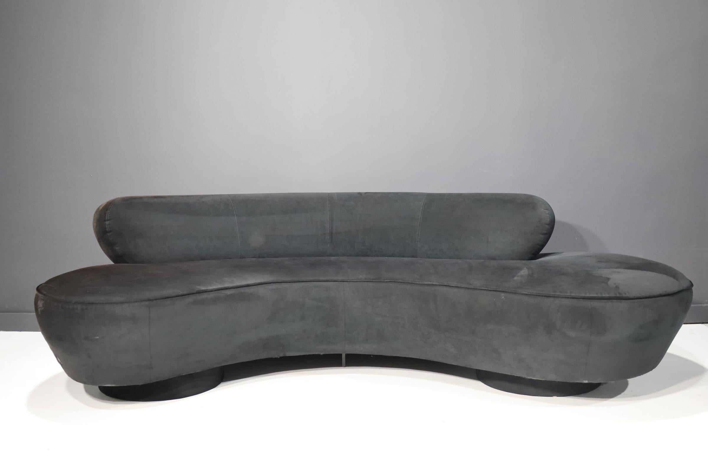 Mid-Century Modern Vladimir Kagan Cloud Serpentine Sofa by Directional in Black Microfiber