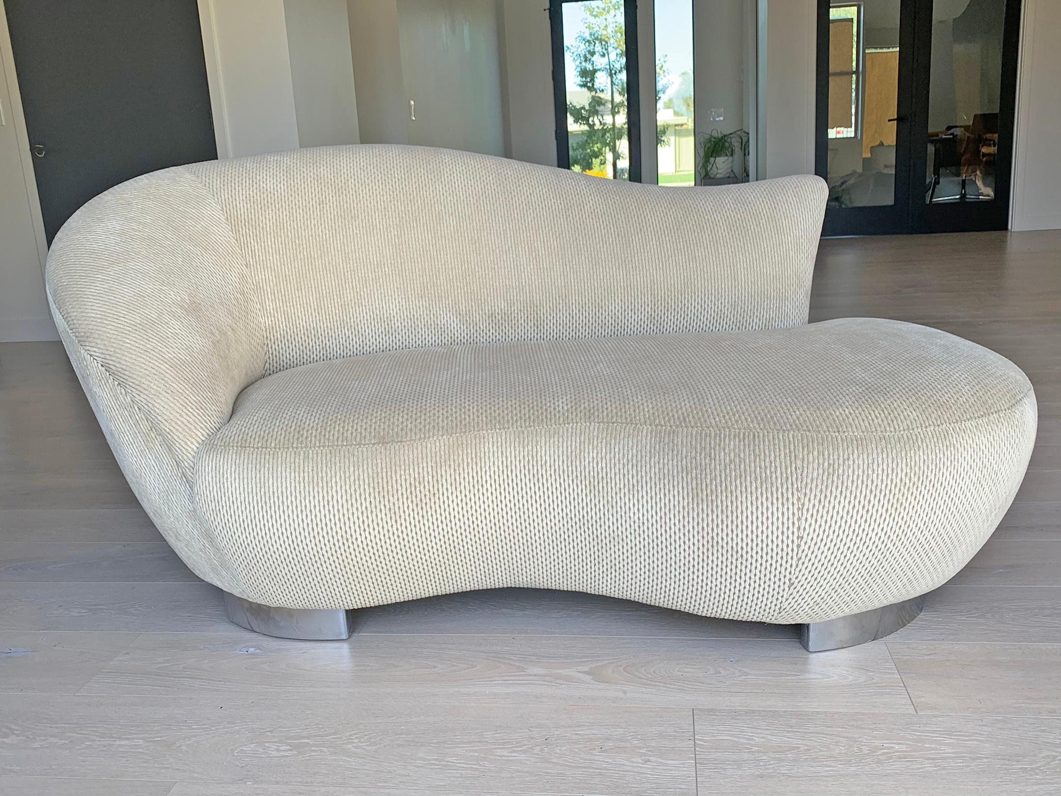 Vladimir Kagan Cloud Sofa for Directional In Good Condition In Culver City, CA
