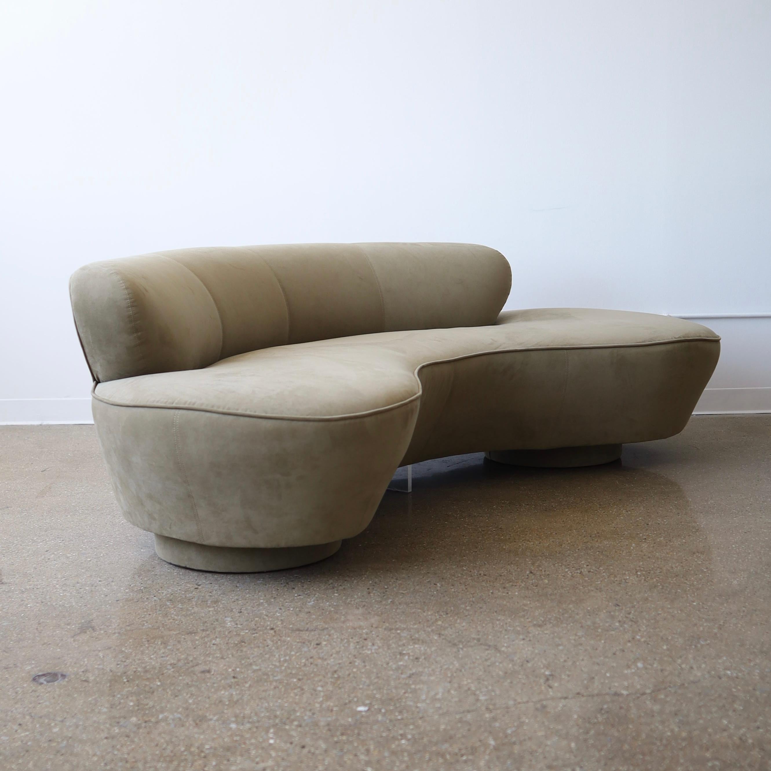 Late 20th Century Vladimir Kagan Cloud Sofa for Directional For Sale