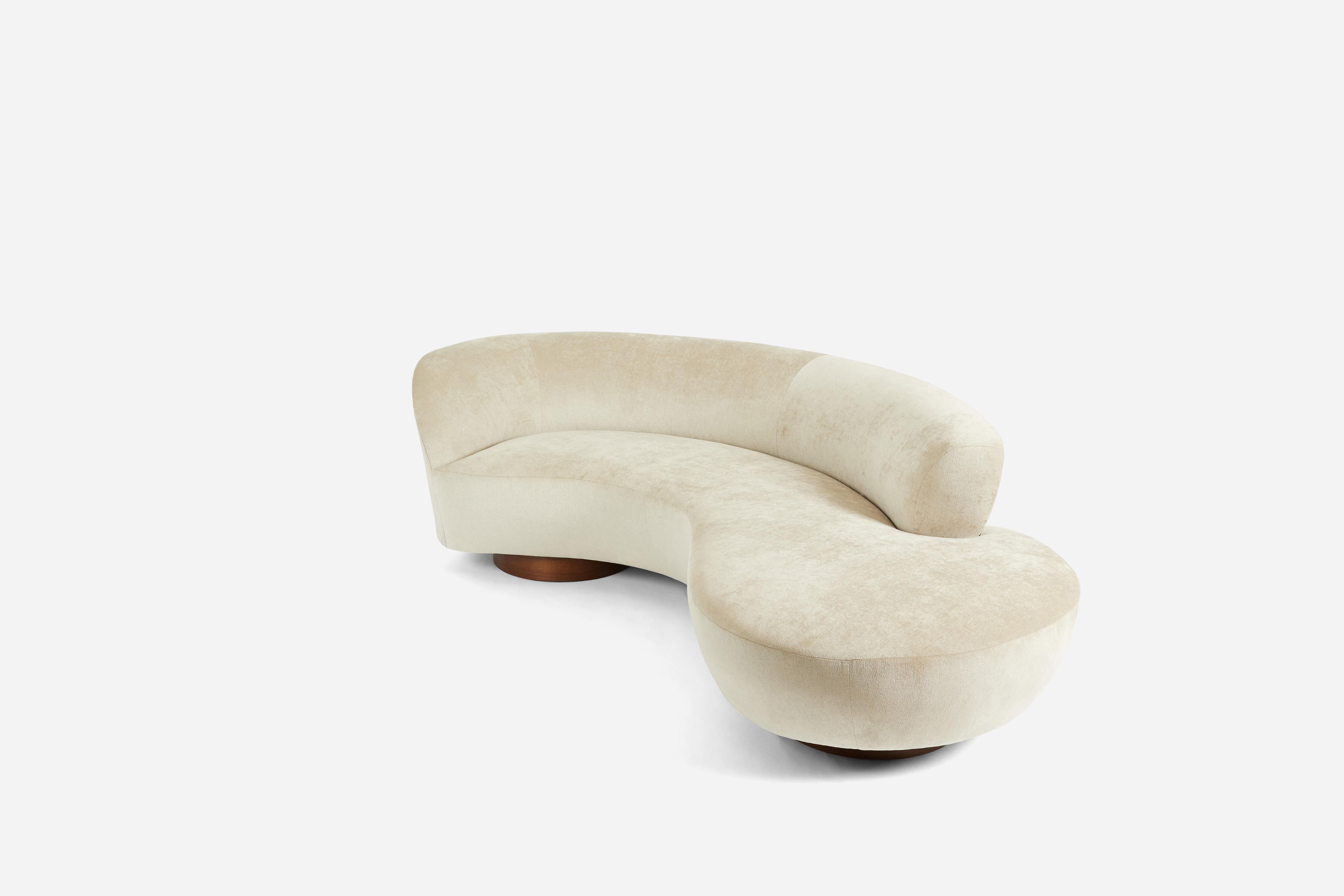Cloud sofa by Vladimir Kagan for Directional Furniture. Fully restored. Refinished walnut base. New upholstery.