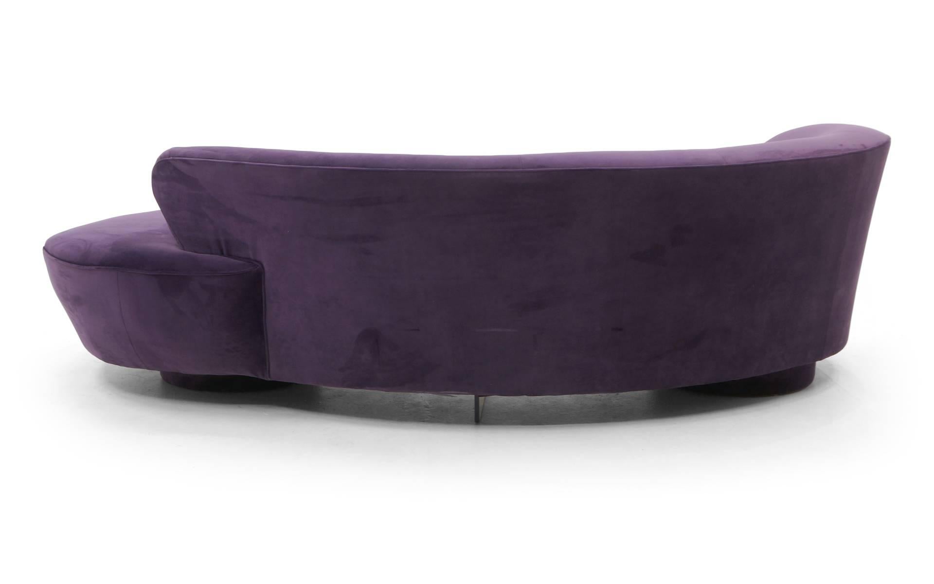 Vladimir Kagan Cloud Sofas, Pair of Newly Upholstered in Purple/Plum Ultrasuede In Excellent Condition In Kansas City, MO