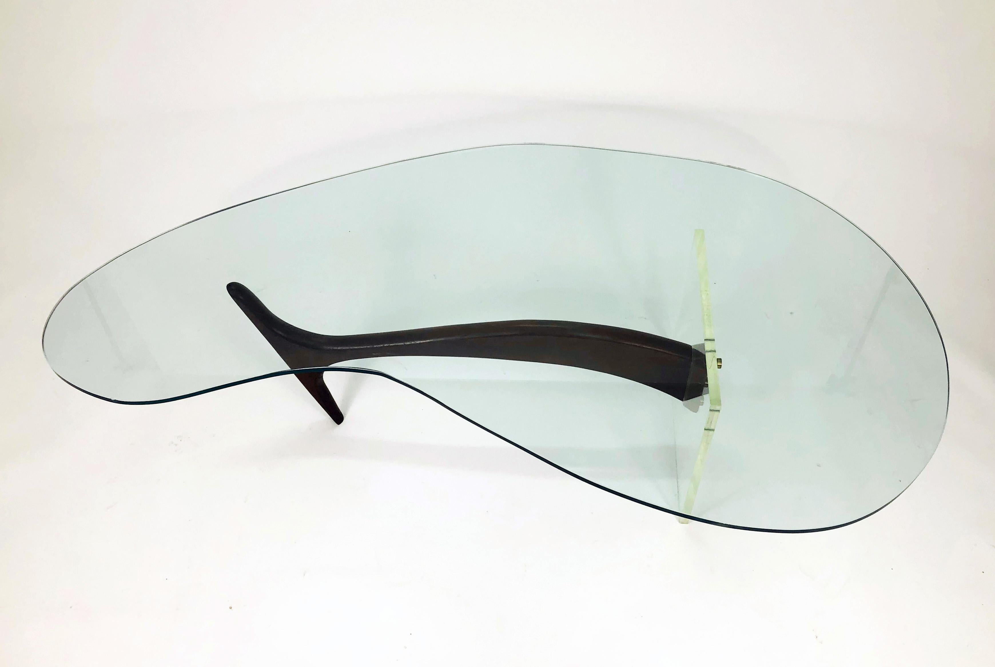 Mid-Century Modern Vladimir Kagan Coffee Table in Sculpted Walnut, Lucite and Brass