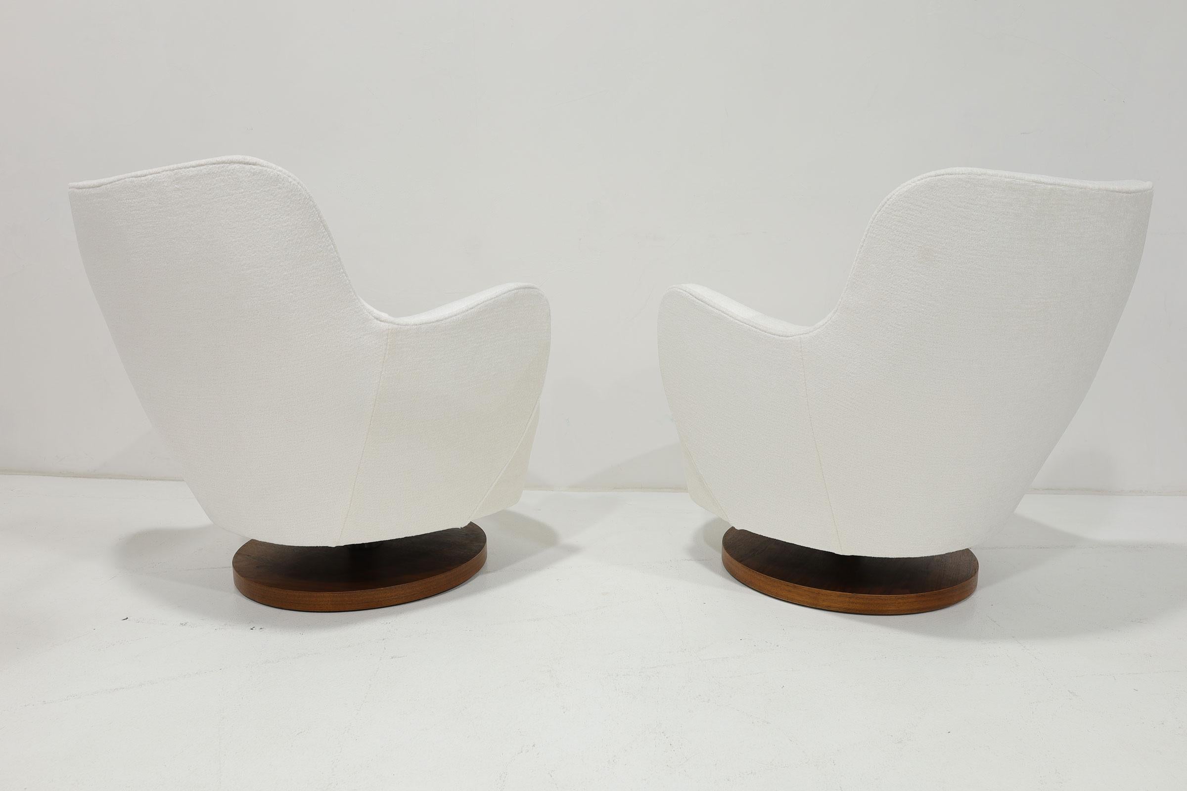 Mid-Century Modern Vladimir Kagan Couture Swivel Chairs in Holly Hunt Great Outdoors