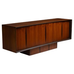 Vladimir Kagan Credenza, America circa 1960