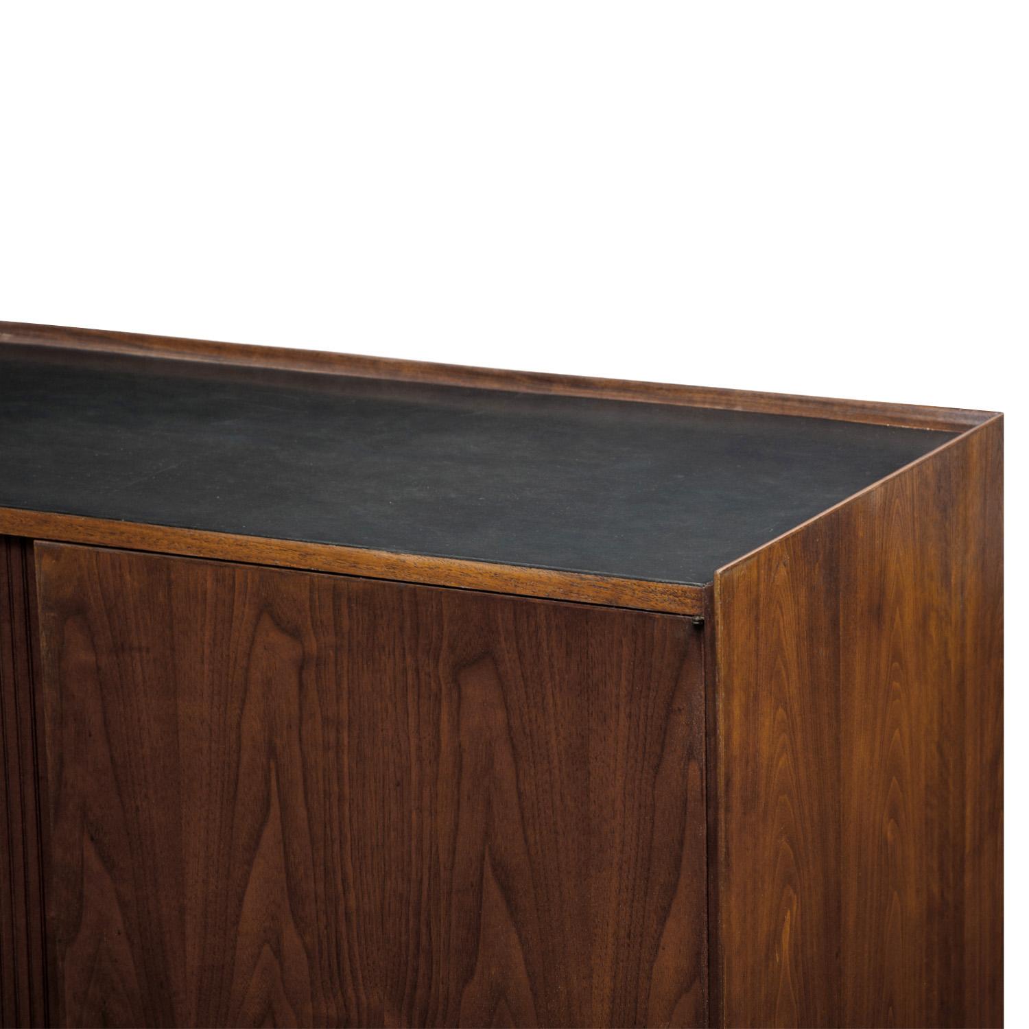Vladimir Kagan Credenza with Tambour Doors, 1950s In Excellent Condition In New York, NY