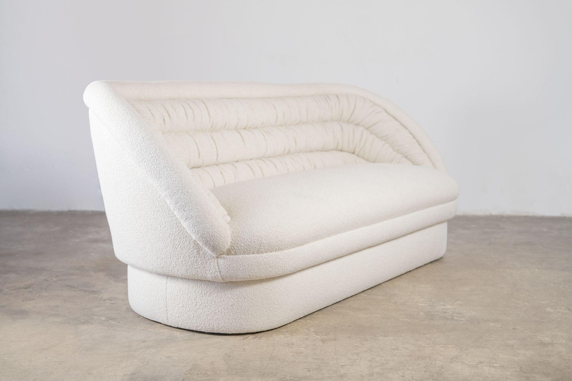 20th Century Vladimir Kagan Crescent Sofa in White Italian Boucle, 1970s