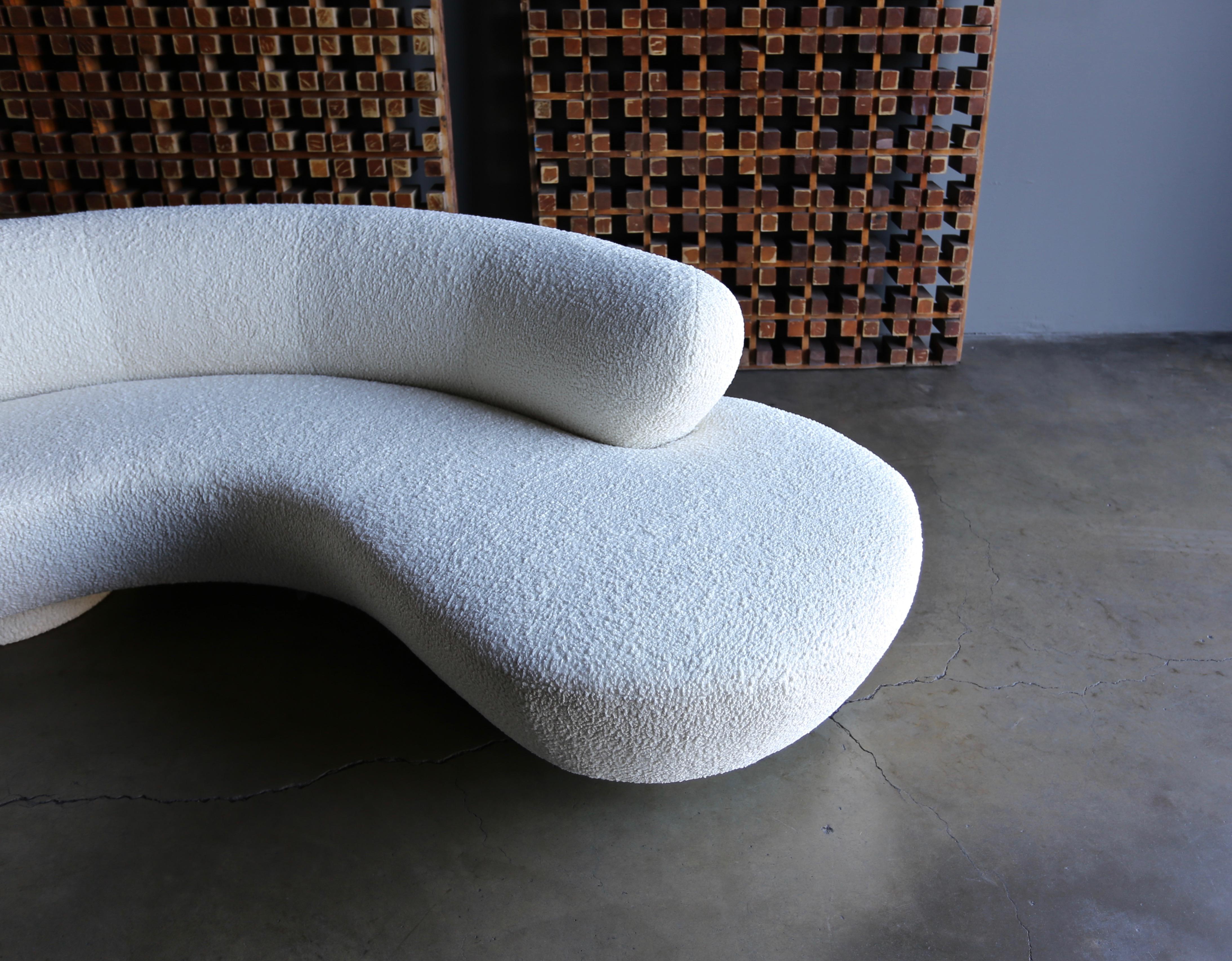 American Vladimir Kagan Curved Serpentine Cloud Sofa for Directional