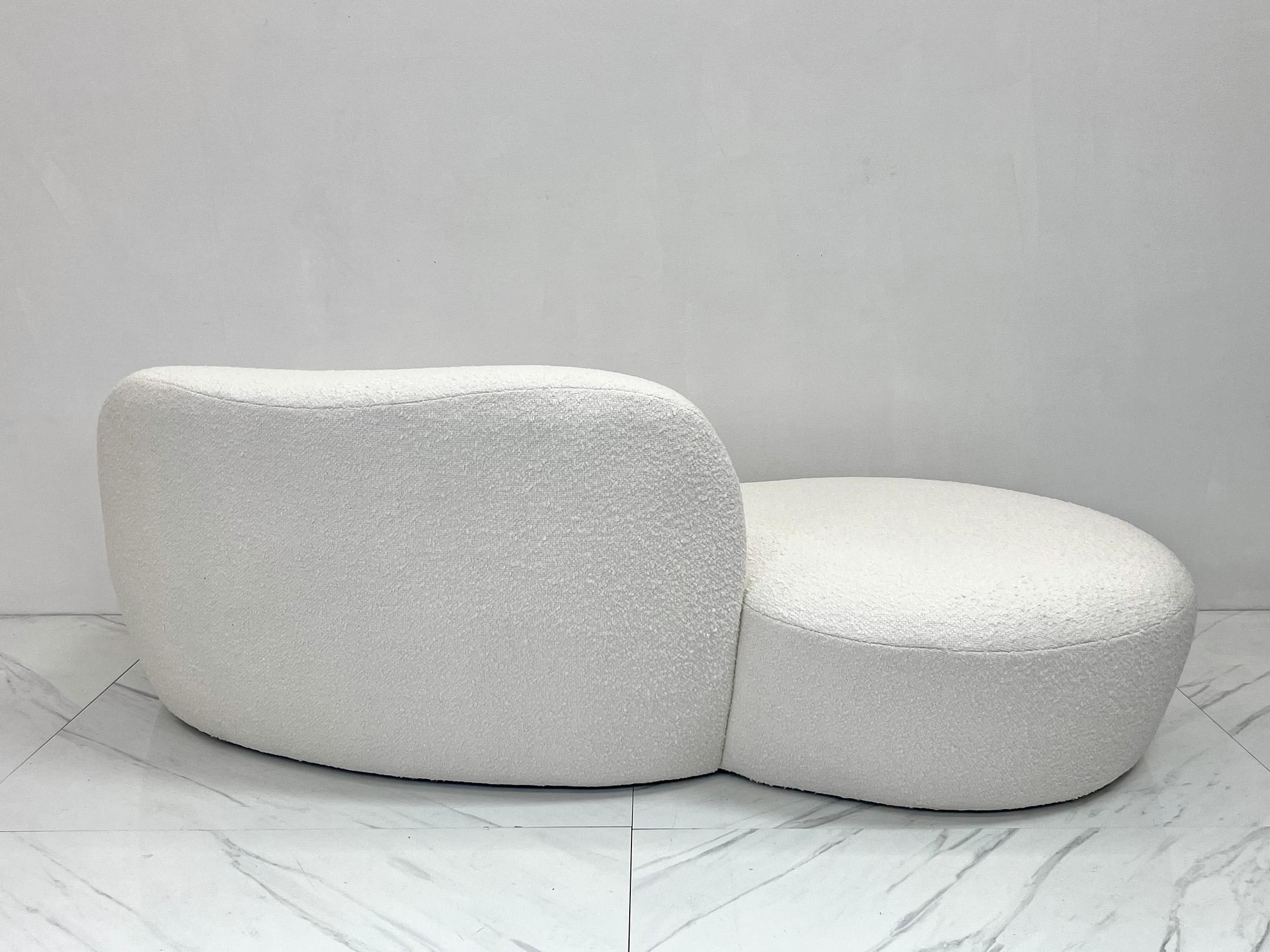 Vladimir Kagan Curved Zoe Sofa in White Boucle for American Leather, Signed 5