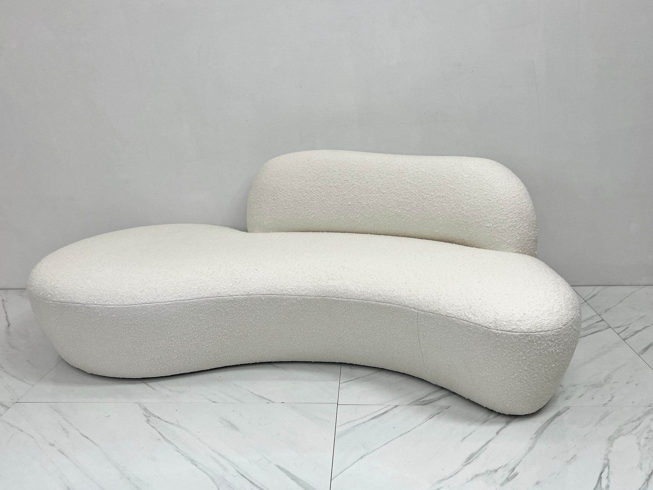 Vladimir Kagan Curved Zoe Sofa in White Boucle for American Leather, Signed 2