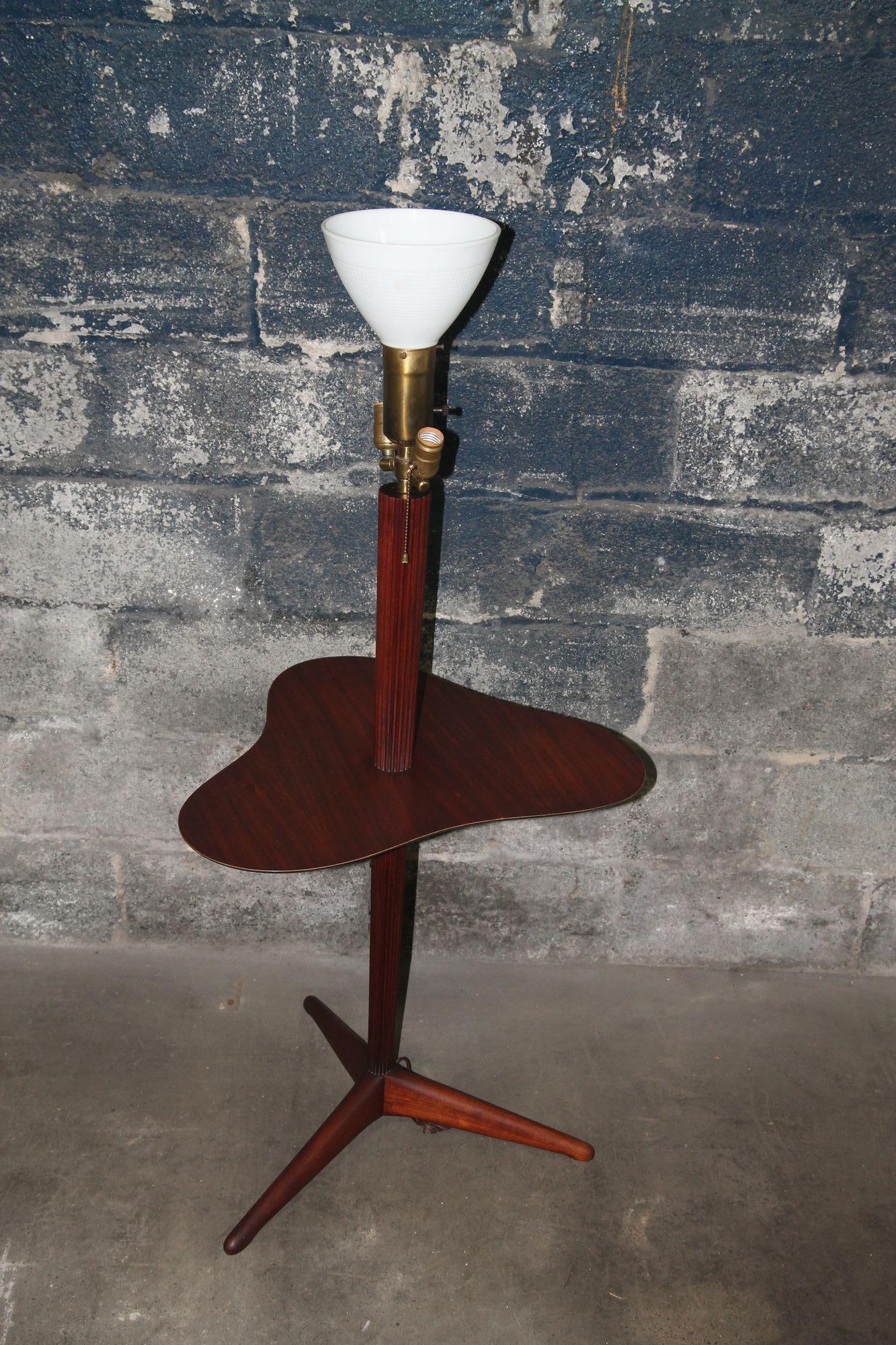 Vladimir Kagan Custom Floor Lamp with Cloud Shaped table for Kagan-Dreyfus For Sale 2