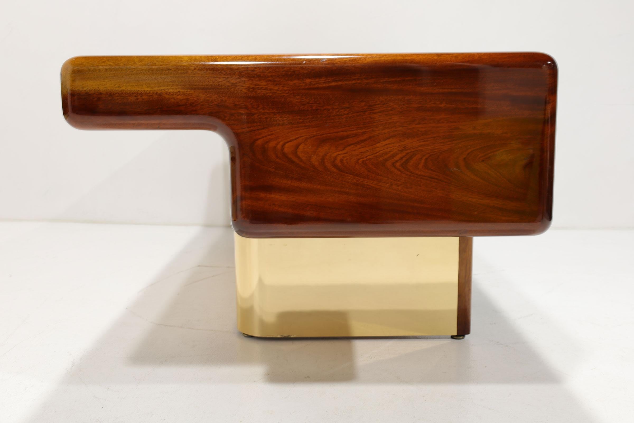 20th Century Vladimir Kagan Design Desk in Burl and Mahogany with Brass Finish Base For Sale