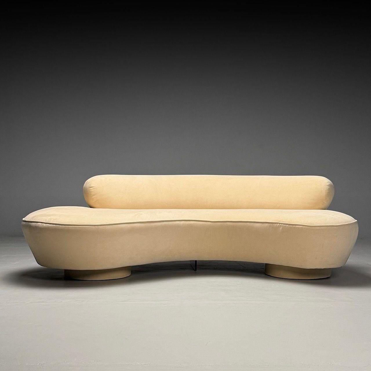 Vladimir Kagan, Directional, Mid-Century Modern, Serpentin Cloud Sofa, Samt (Moderne der Mitte des Jahrhunderts) im Angebot
