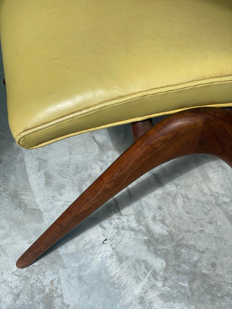Vladimir Kagan, Early Contour Lounge Chair, Walnut, Yellow Leather, Studio, 1953 3