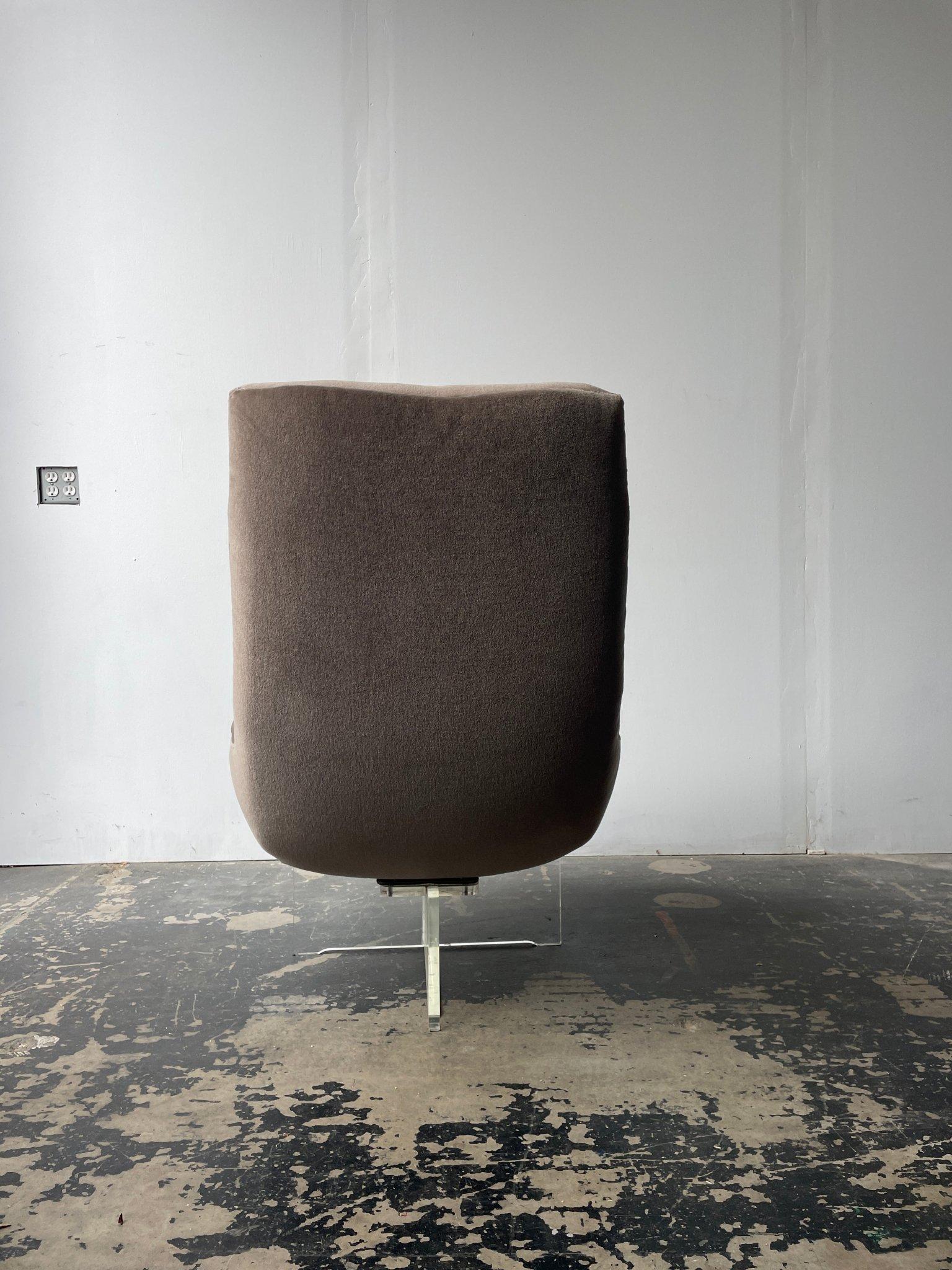 Vladimir Kagan Silla de salón con respaldo alto Erica Model Circa 1967 en venta 4