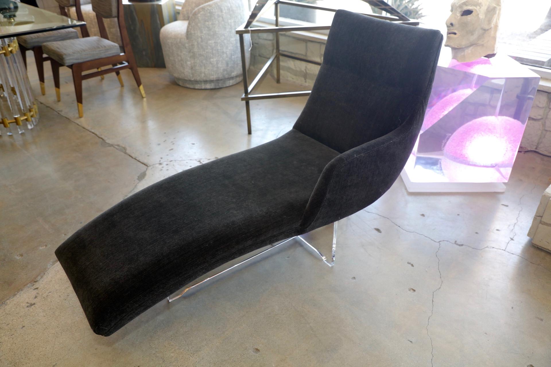 Vladimir Kagan Erica Chaise 3