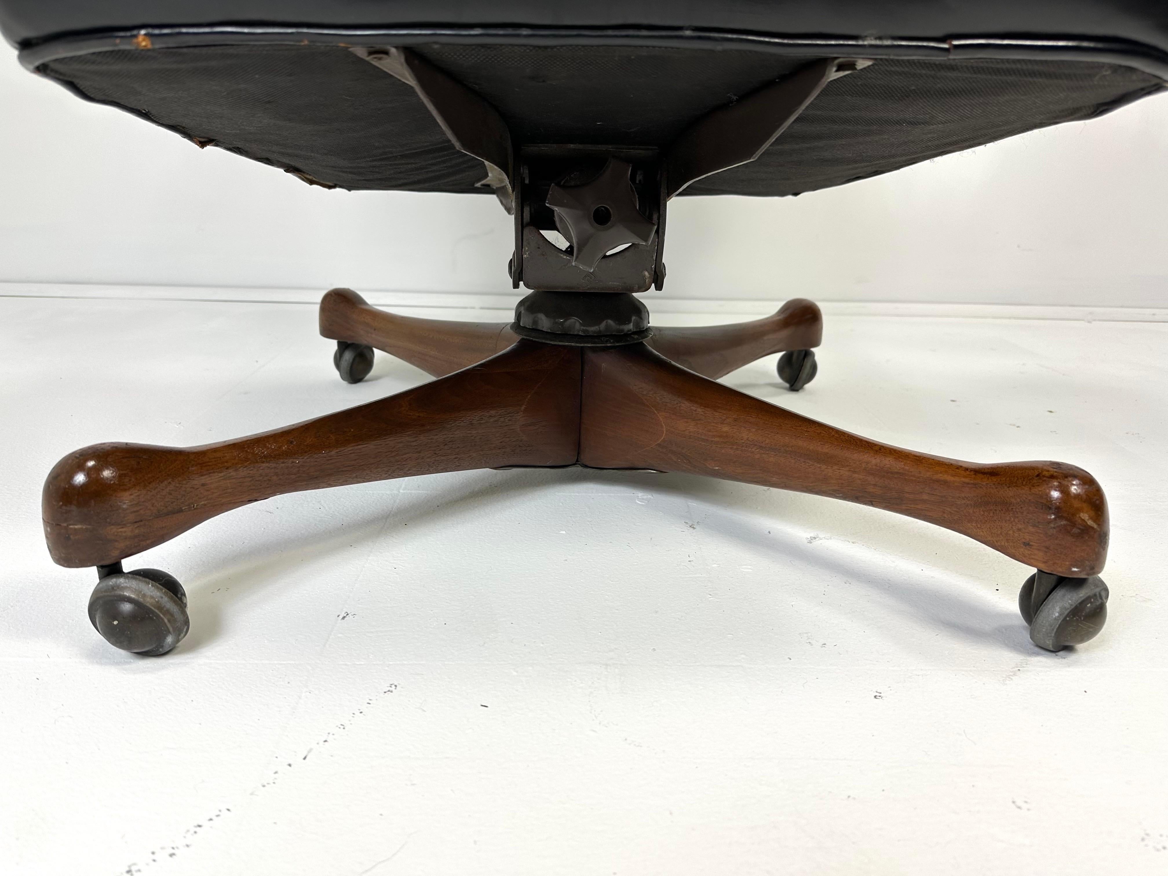Leather Vladimir Kagan Executive Chair For Sale