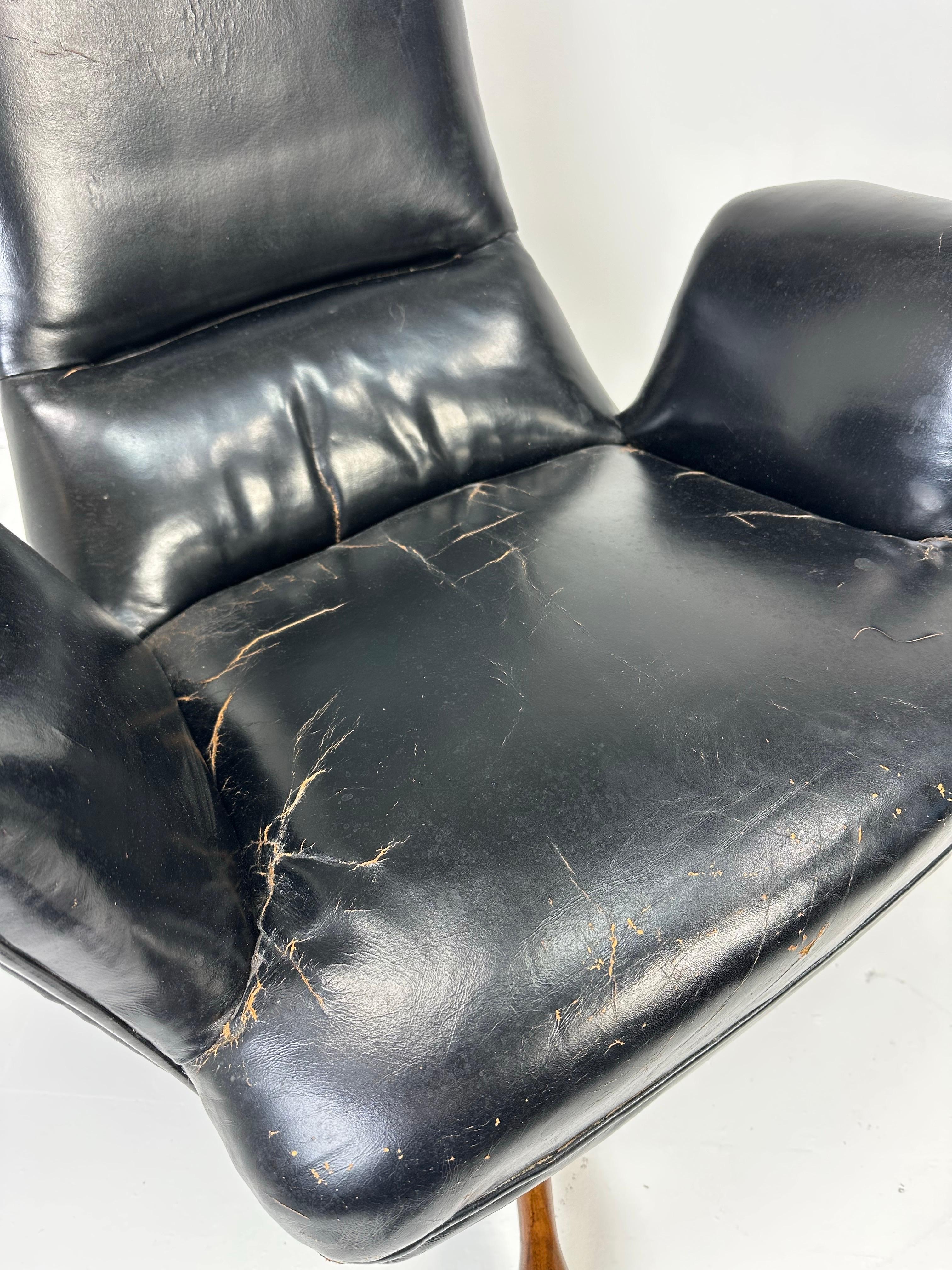 Vladimir Kagan Executive Chair For Sale 1