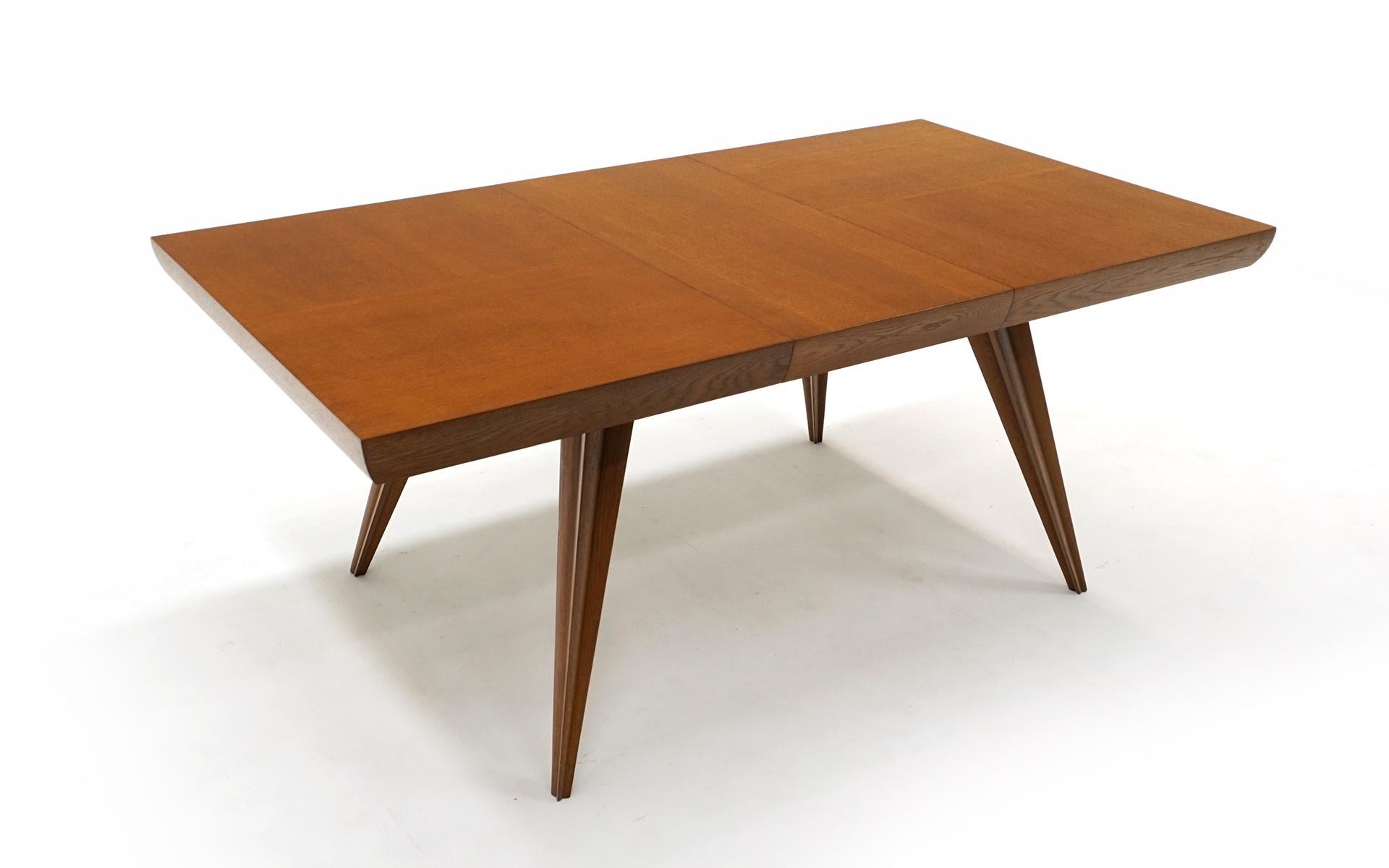 American Vladimir Kagan Expandable Dining Table with Leaves. Oak.  Custom Made. For Sale