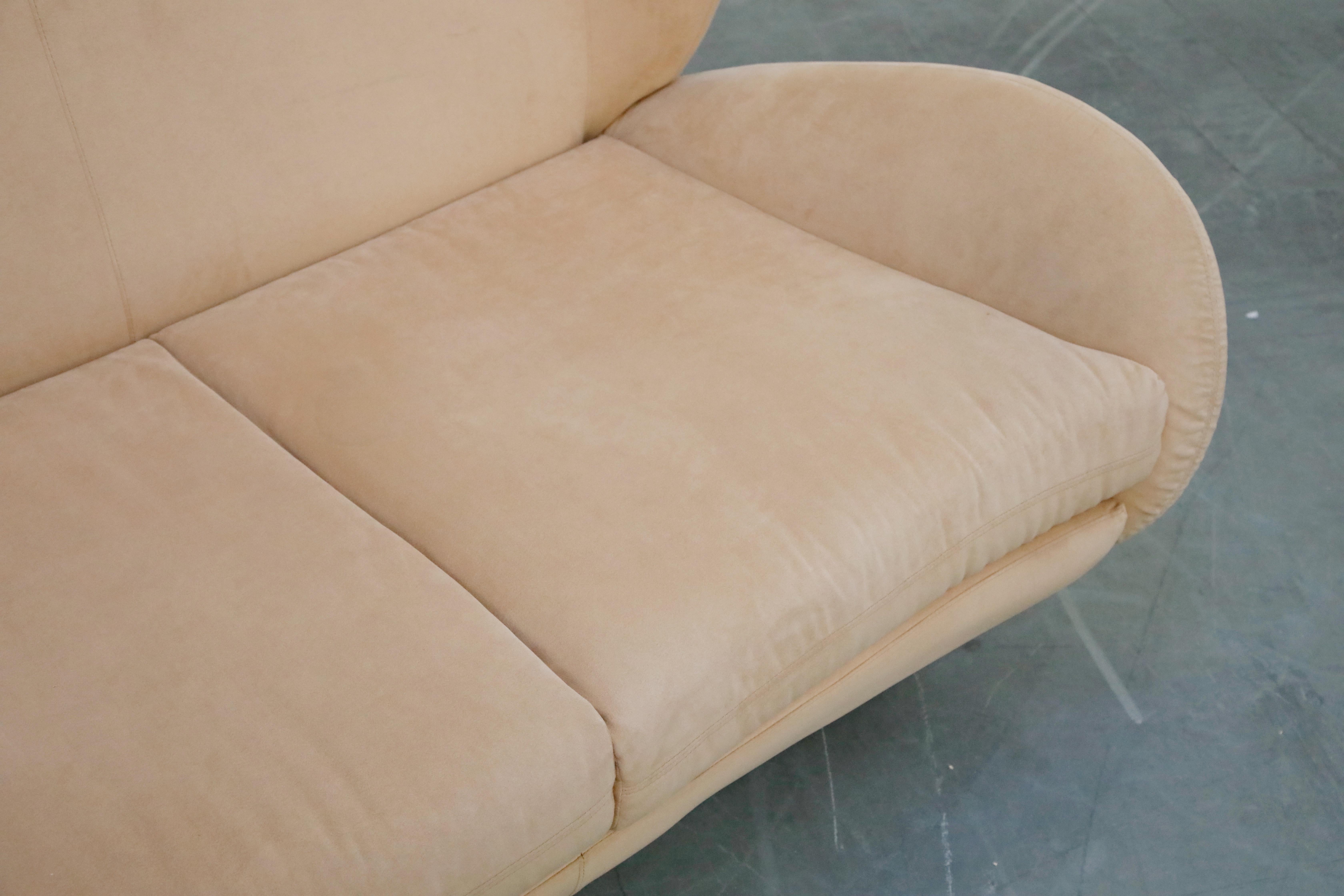 Vladimir Kagan for American Leather 'Fiftyish' Wingback Sofa, Signed 7