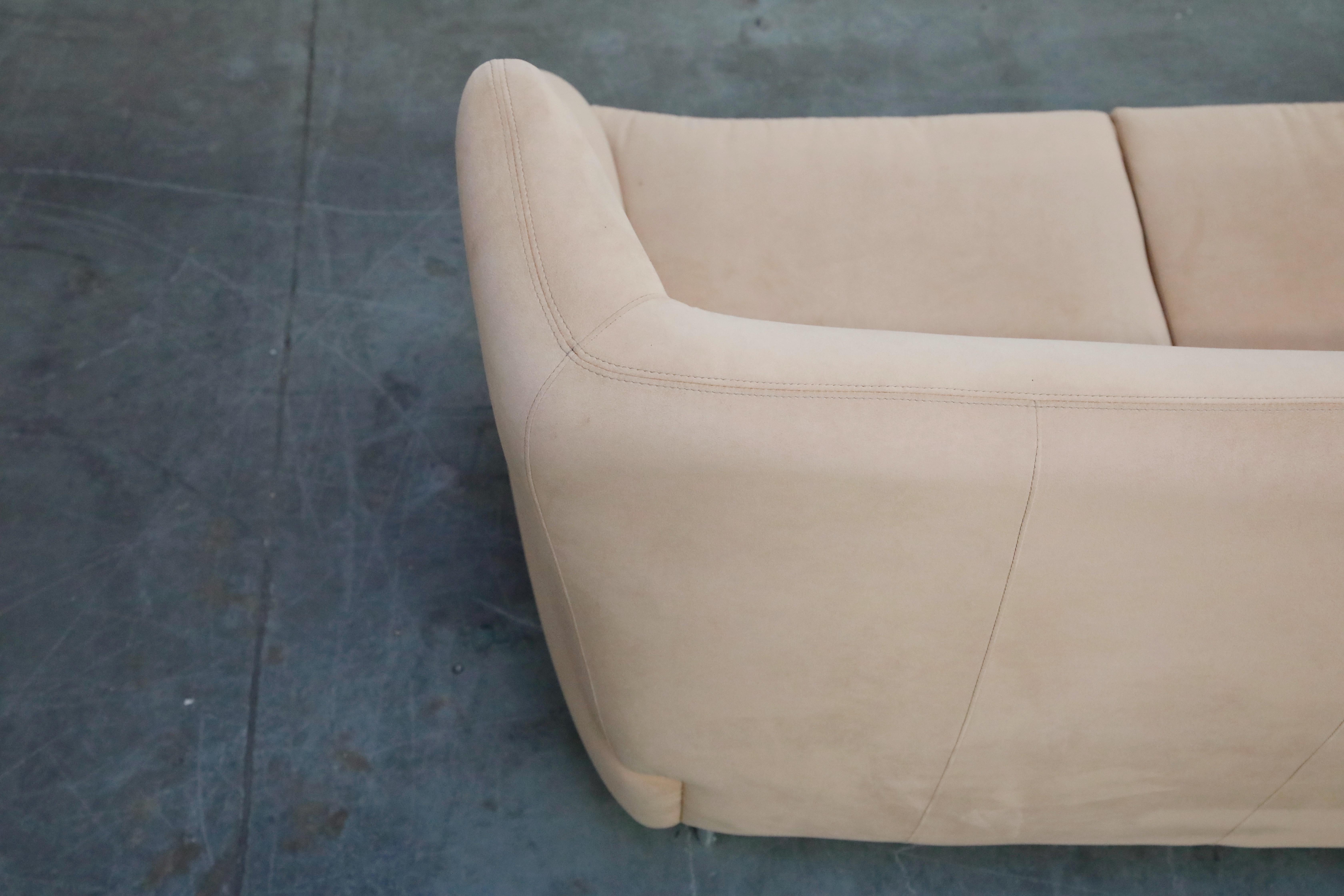 Vladimir Kagan for American Leather 'Fiftyish' Wingback Sofa, Signed 11