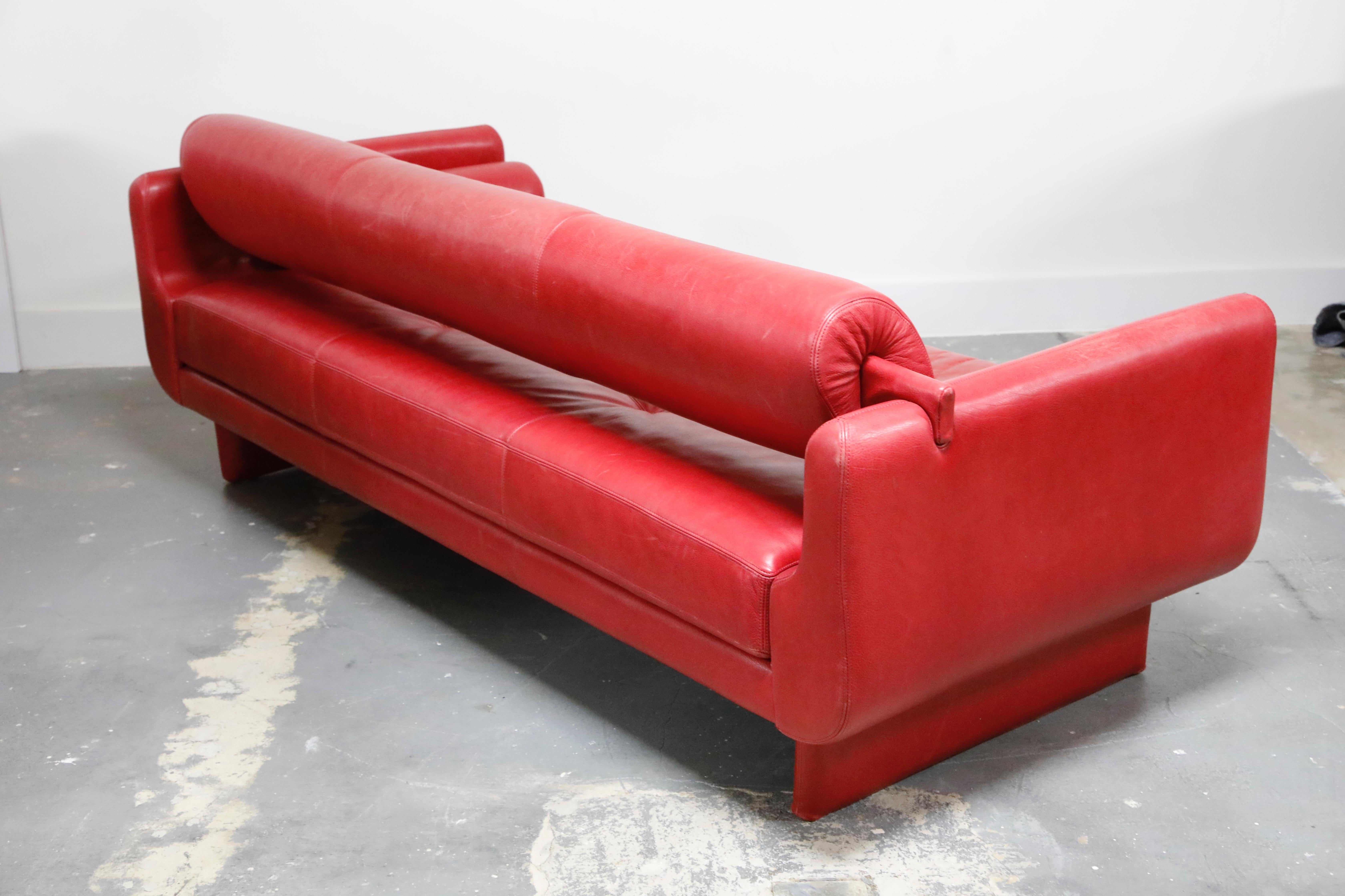 Post-Modern Vladimir Kagan for American Leather 'Matinee' Red Leather Sofa Daybed, Signed