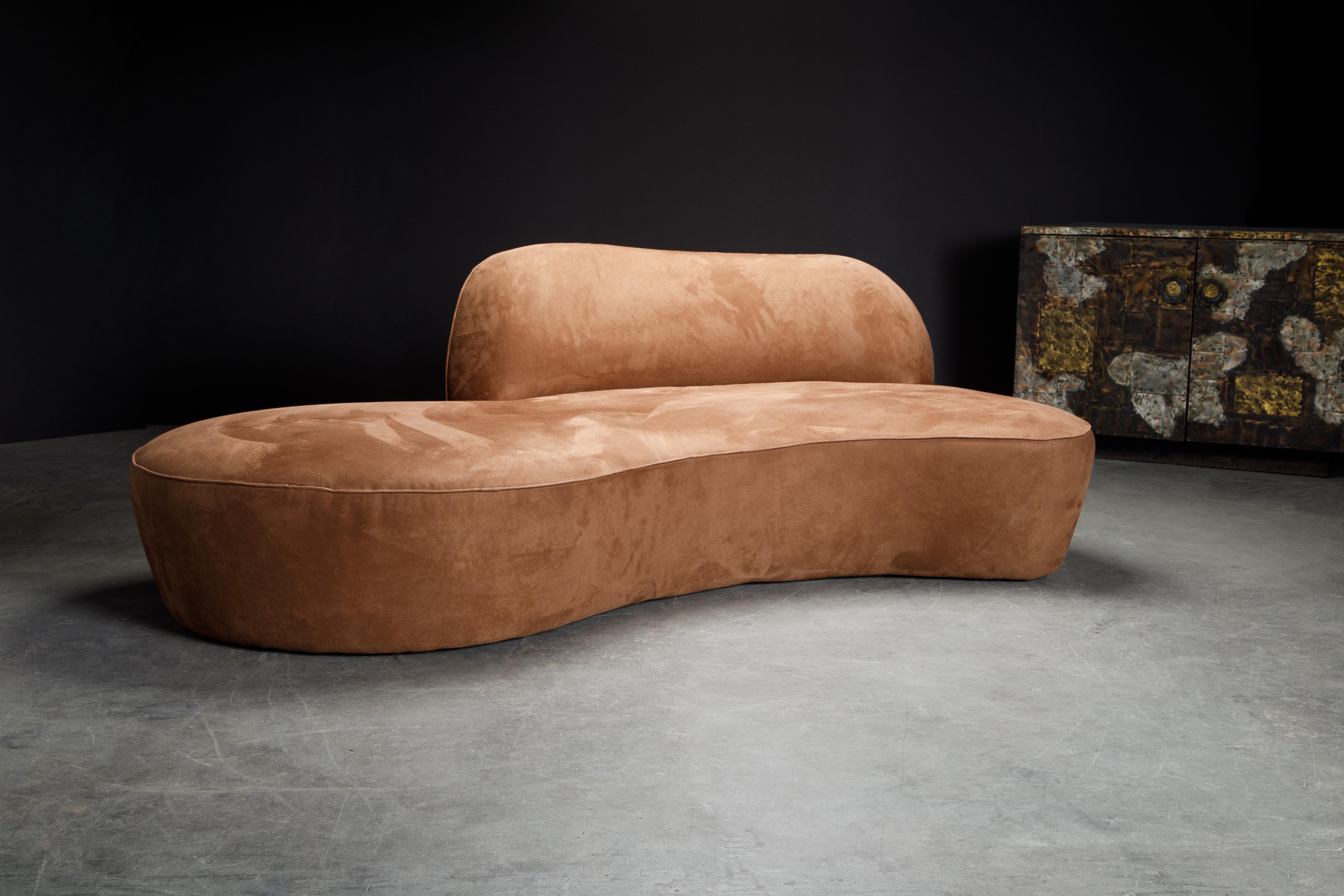 This spectacular example of Vladimir Kagan design was produced by American Leather for a short time during the early to mid 2000's, in its original brown Alcantara Ultrasuede, signed underneath with original American Leather label. Modeled after the