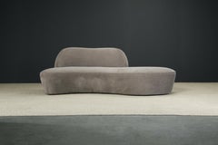 Vladimir Kagan per American Leather Divano 'Zoe' in Alcantara grigia, firmato