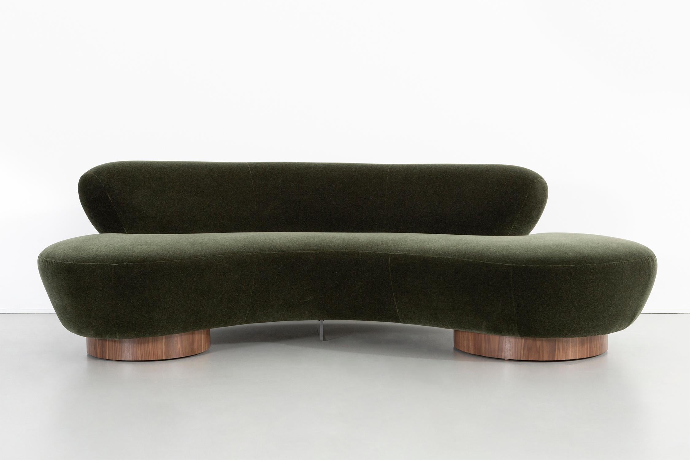 Cloud sofa

designed by Vladimir Kagan for Directional 

USA, circa 1970s

Freshly reupholstered in mohair, walnut and Lucite 

Measures: 28 ¾” H x 93 ¾” W x 49 ½” D x seat 18 ?” H

Fabric sample available upon request.
