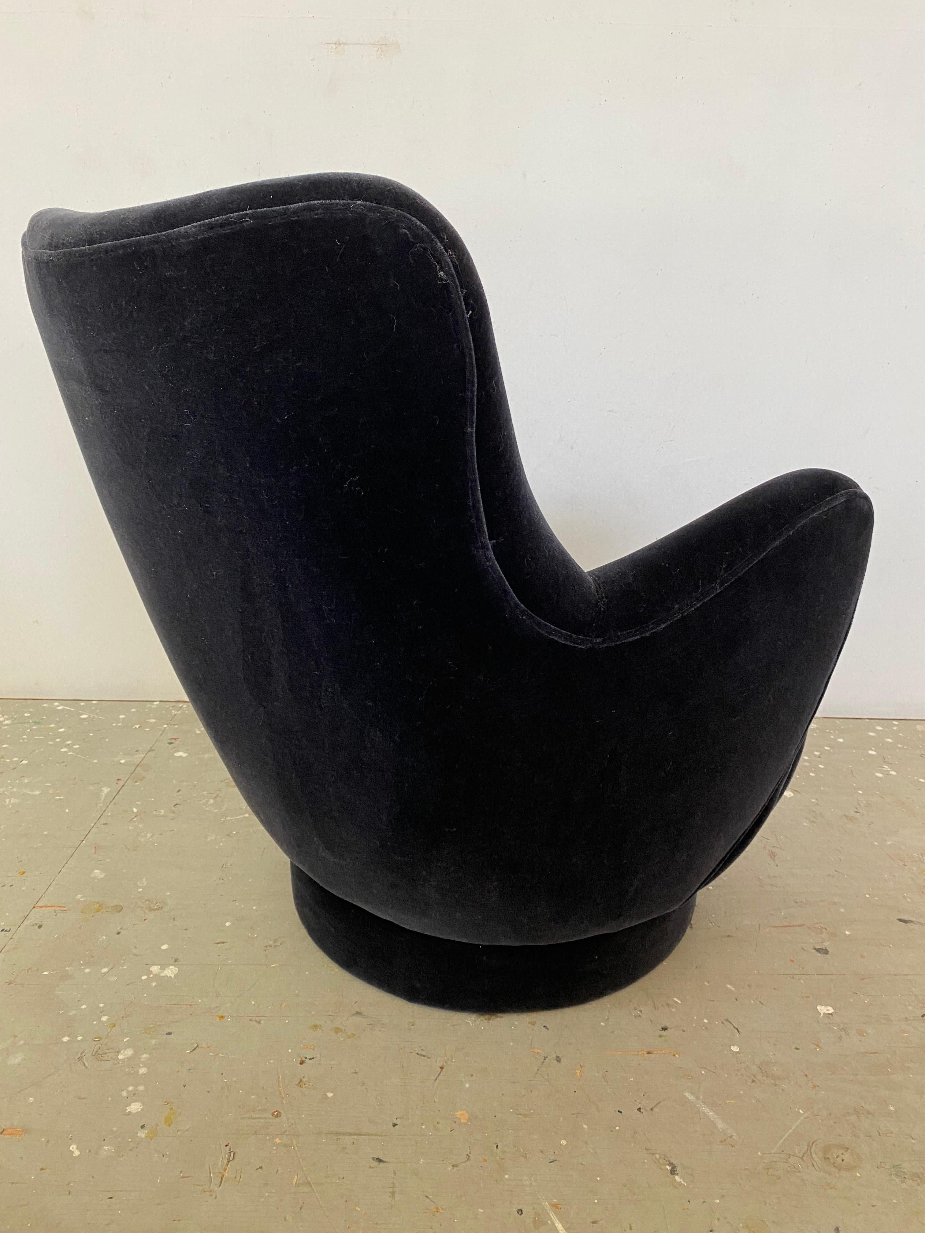 American Vladimir Kagan for Directional High-Back Swivel Lounge Chair For Sale