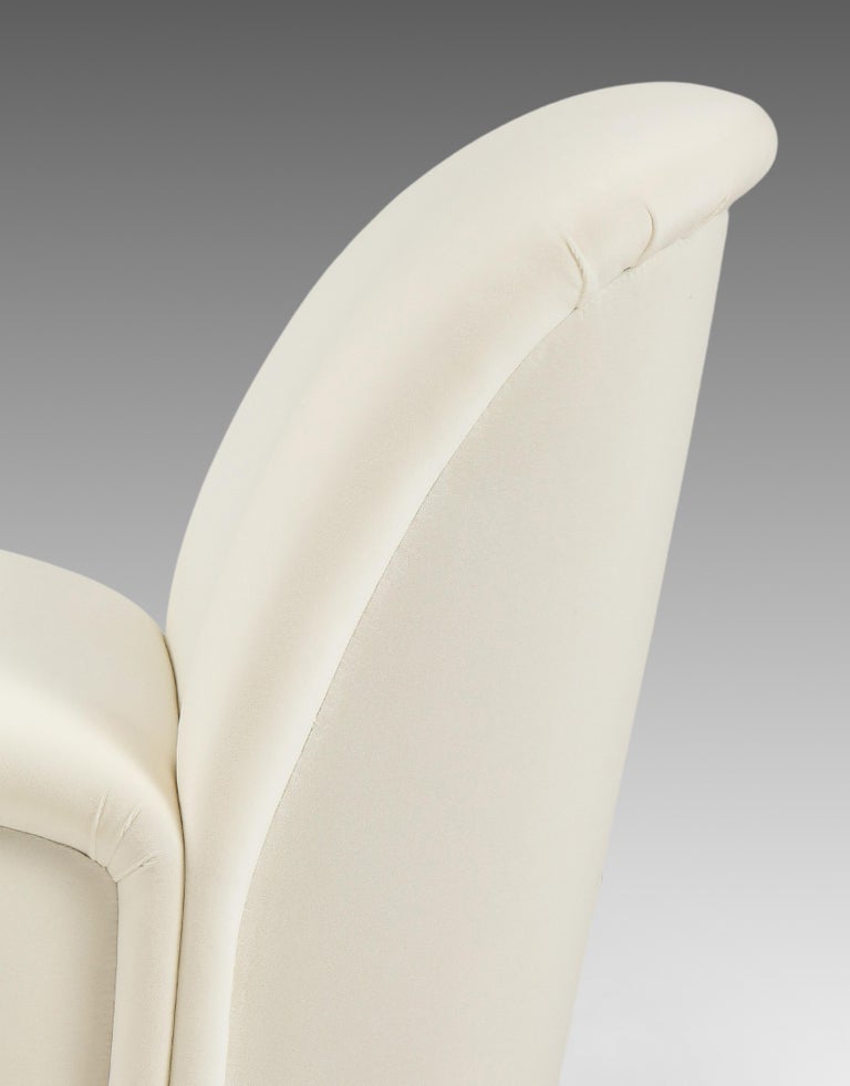 Vladimir Kagan for Directional Swivel Lounge Chairs in Ivory Velvet  For Sale 6