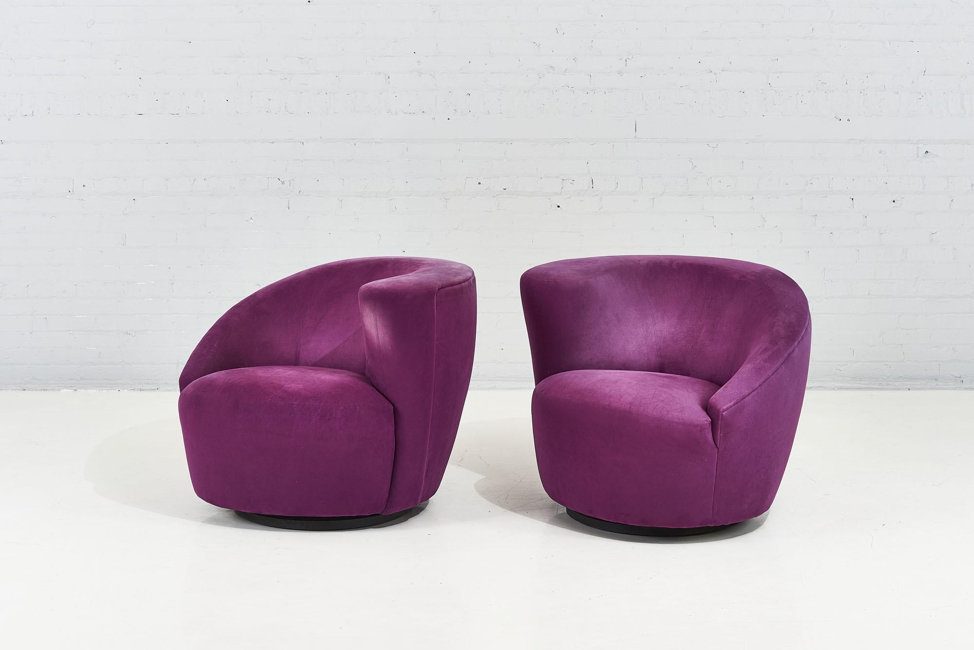 Vladimir Kagan for Directional “Nautilus” Swivel Chairs, 1980 In Good Condition In Chicago, IL