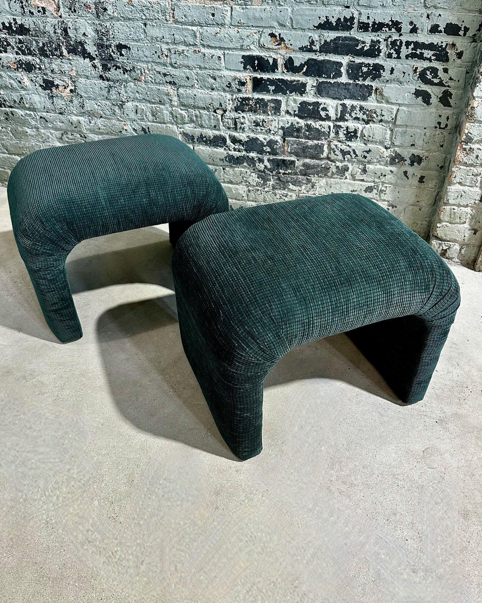 Vladimir Kagan for Directional Pair Waterfall Stools, 1990 In Good Condition For Sale In Chicago, IL