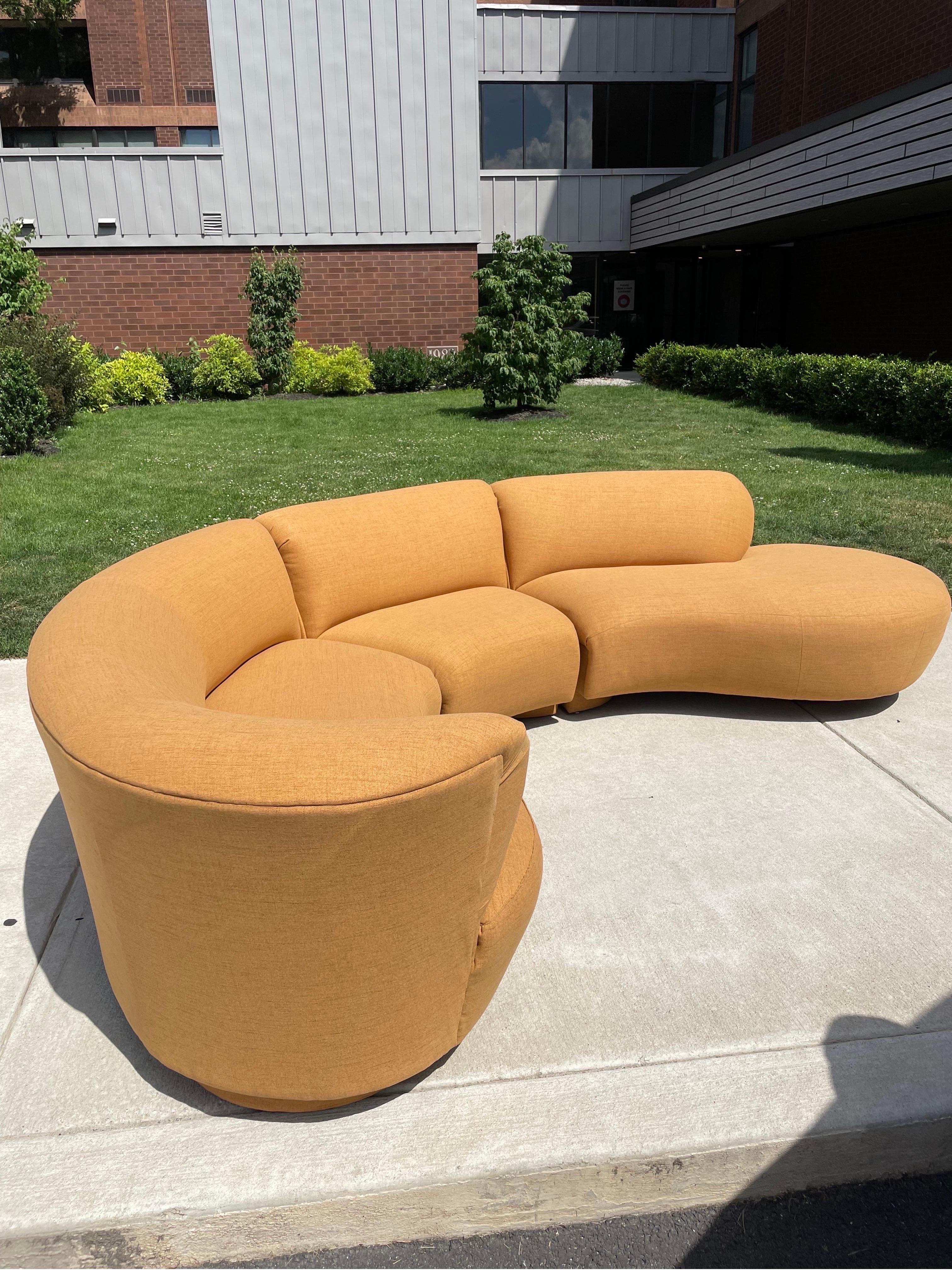 Newly reupholstered vintage Vladimir Kagan for Directional Sectional
