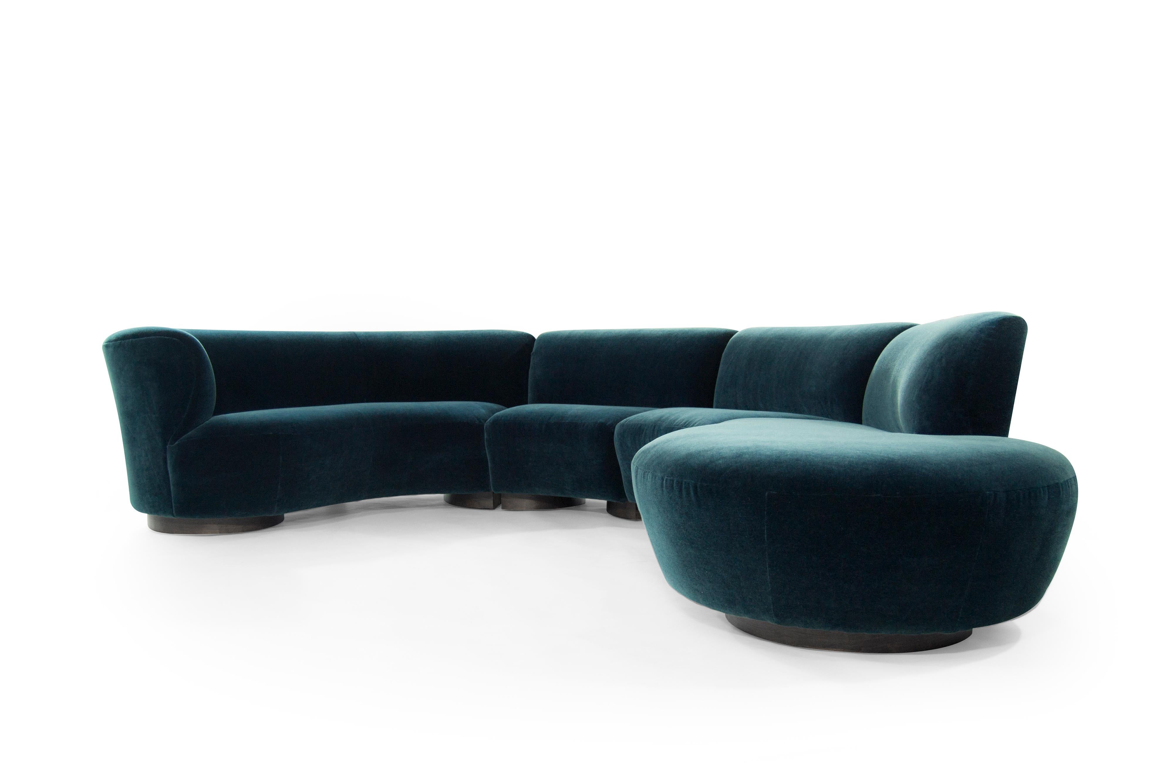 Vladimir Kagan for Directional Sectional in Teal Mohair, circa 1970s In Excellent Condition In Westport, CT