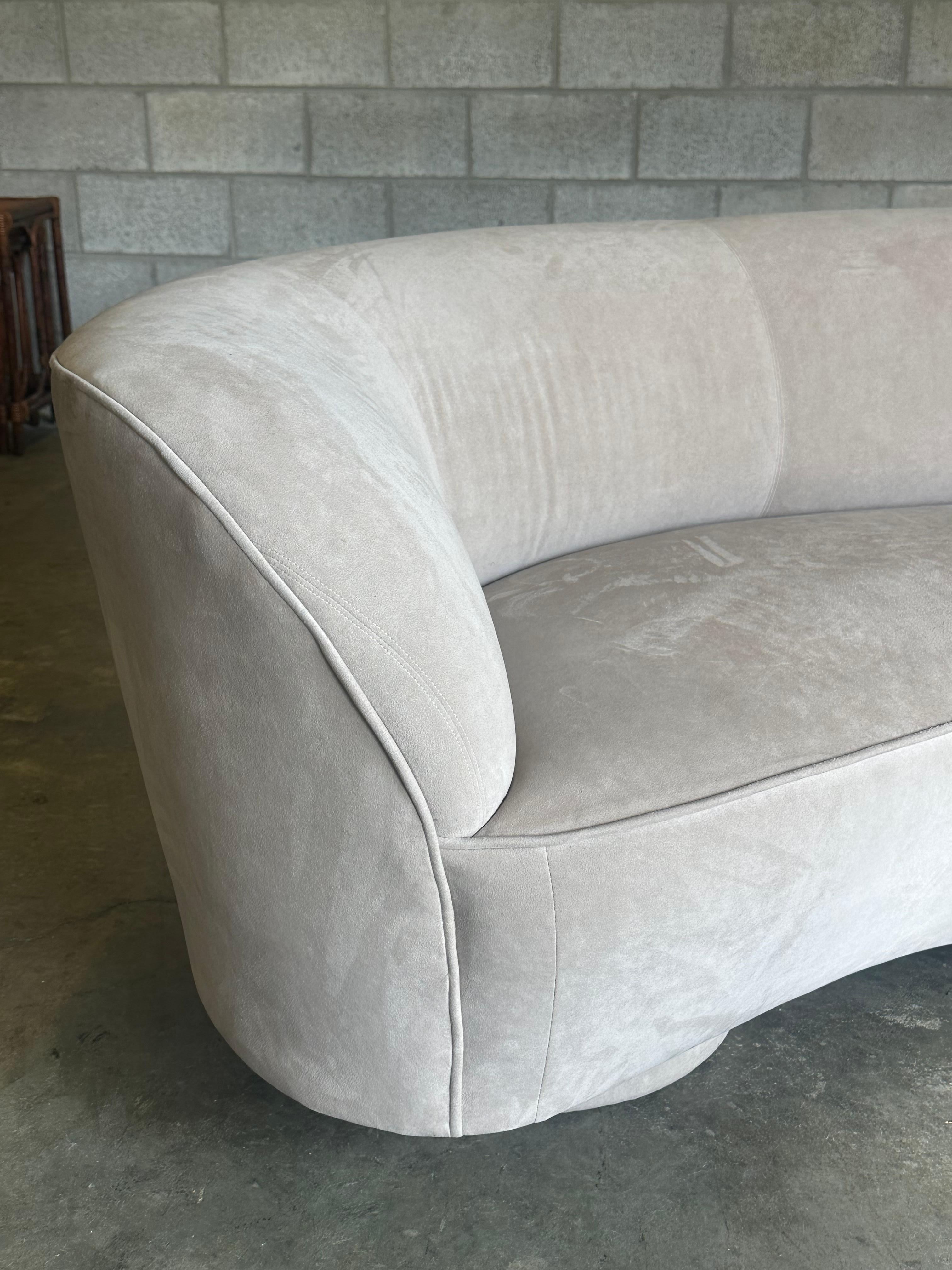 Late 20th Century Vladimir Kagan for Directional Sofa with Lucite Support
