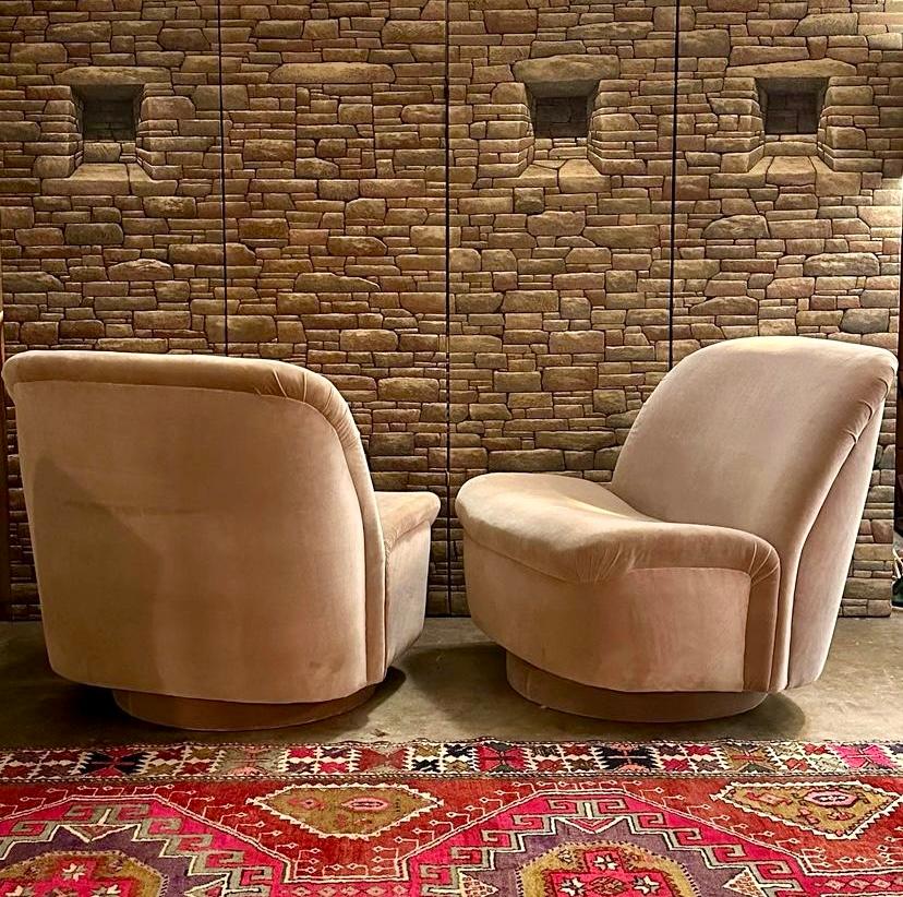 Post-Modern Vladimir Kagan for Directional Swivel & Tilt Lounge Chairs