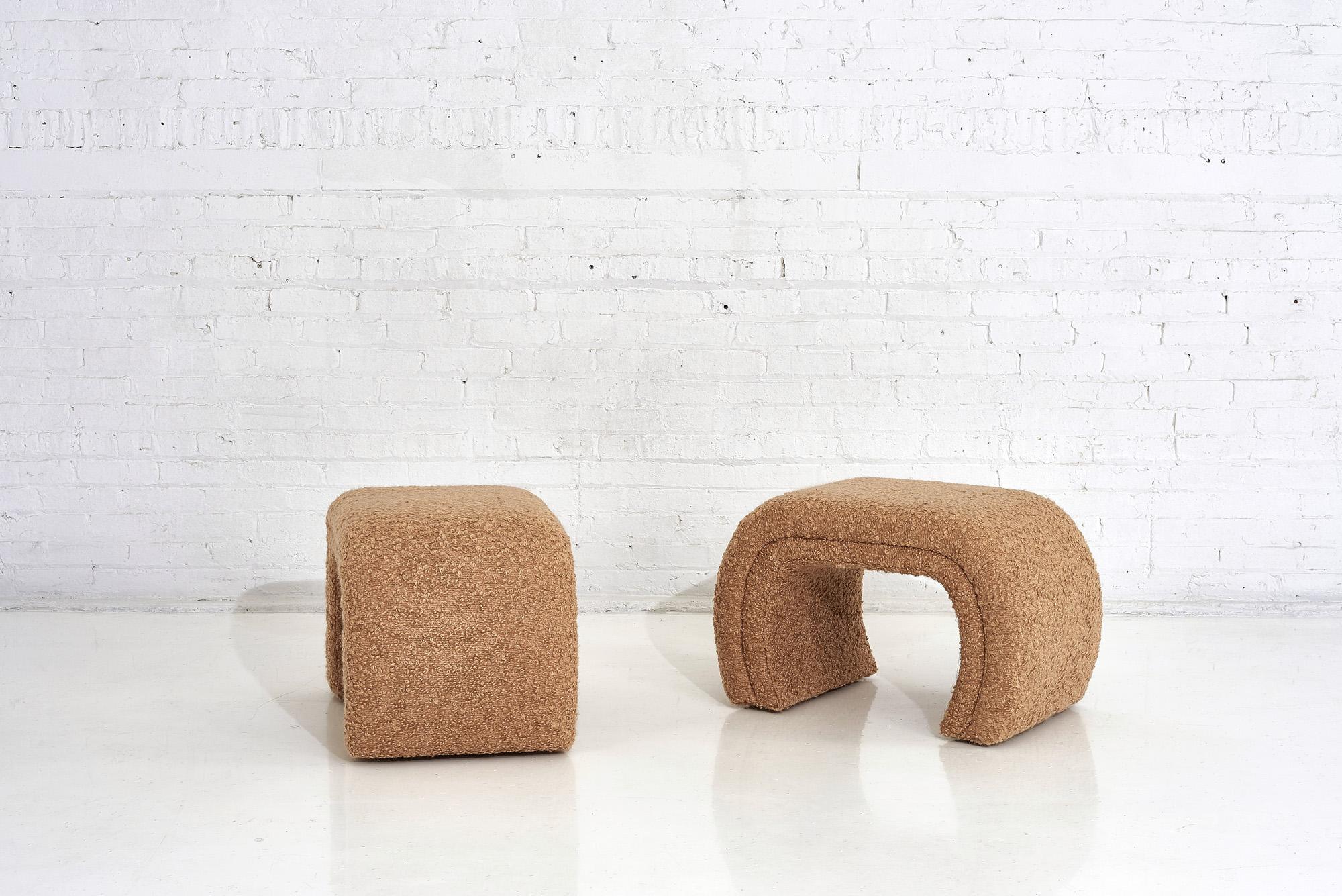 Vladimir Kagan for Directional, Waterfall Stools in Tan Boucle, 1990 In Excellent Condition In Chicago, IL