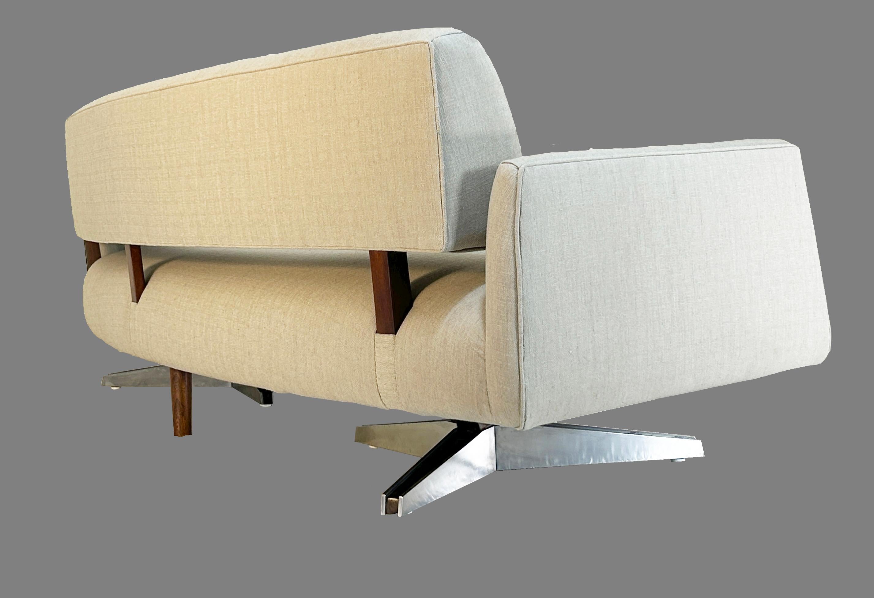 Mid-Century Modern Vladimir Kagan pour Grosfeld House : rare canapé incurvé à quatre places en vente
